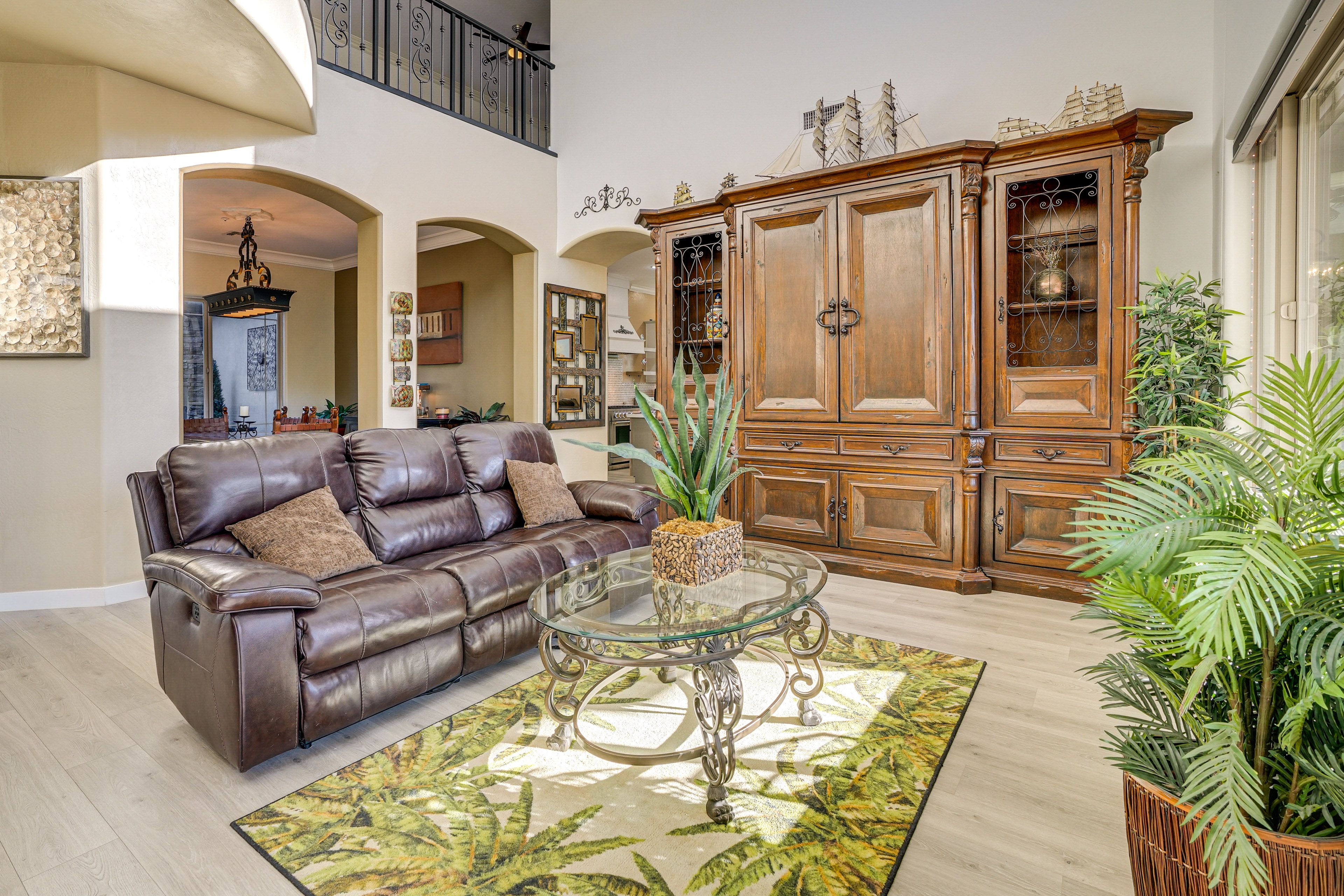 Sitting Room | 1st Floor