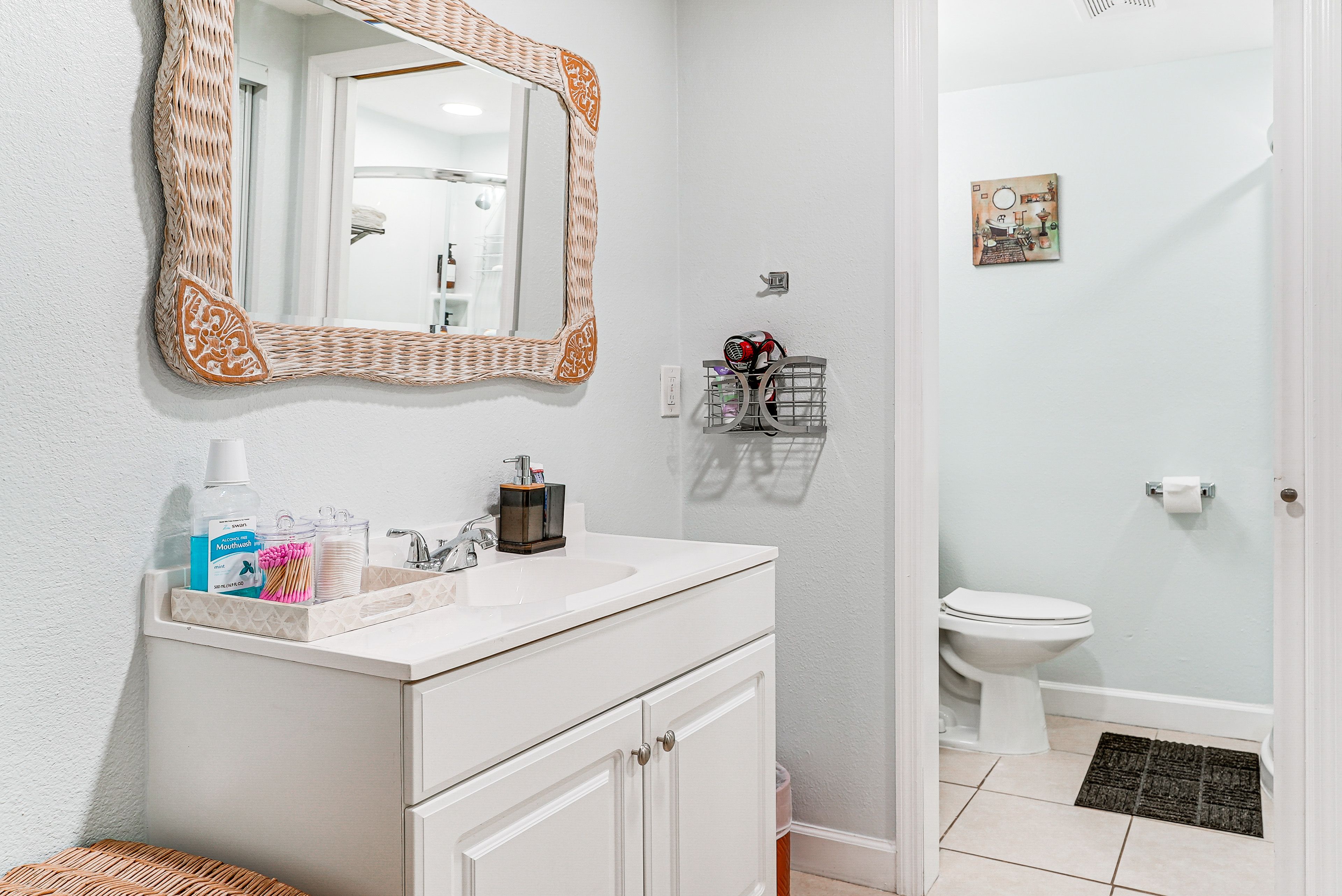 Full Bathroom