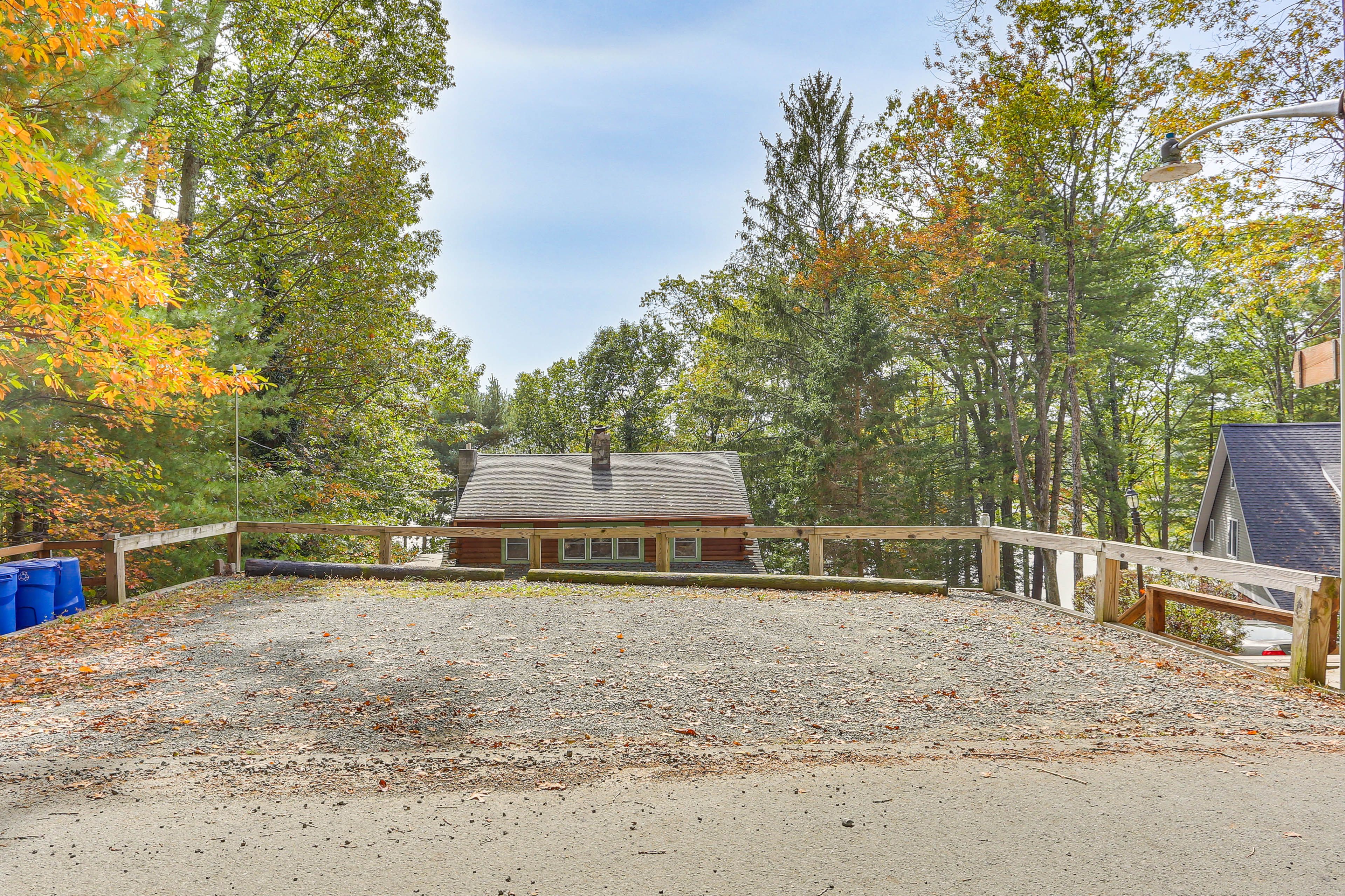 Street-Level Parking Area (4 Vehicles)