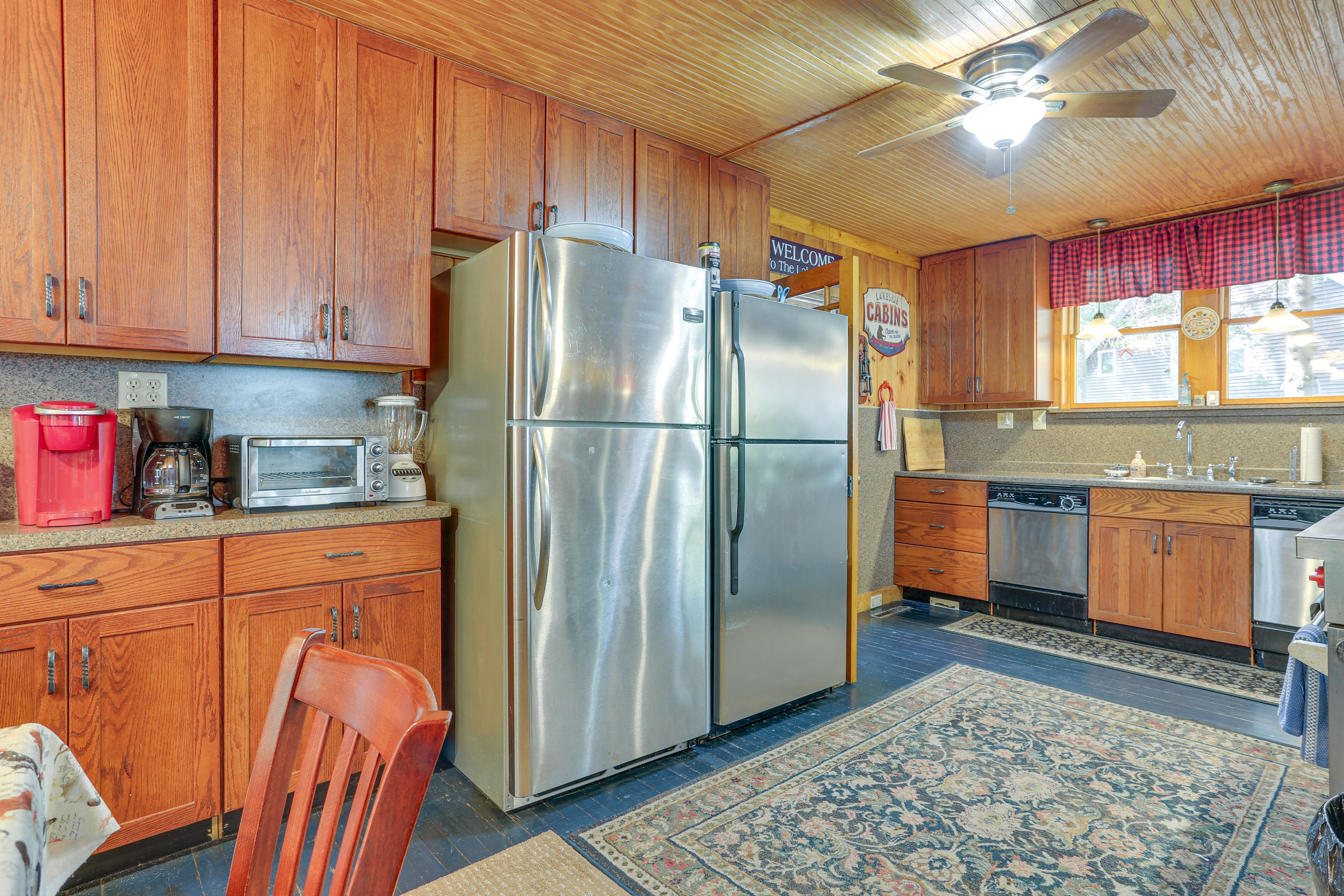 Kitchen | Main Level