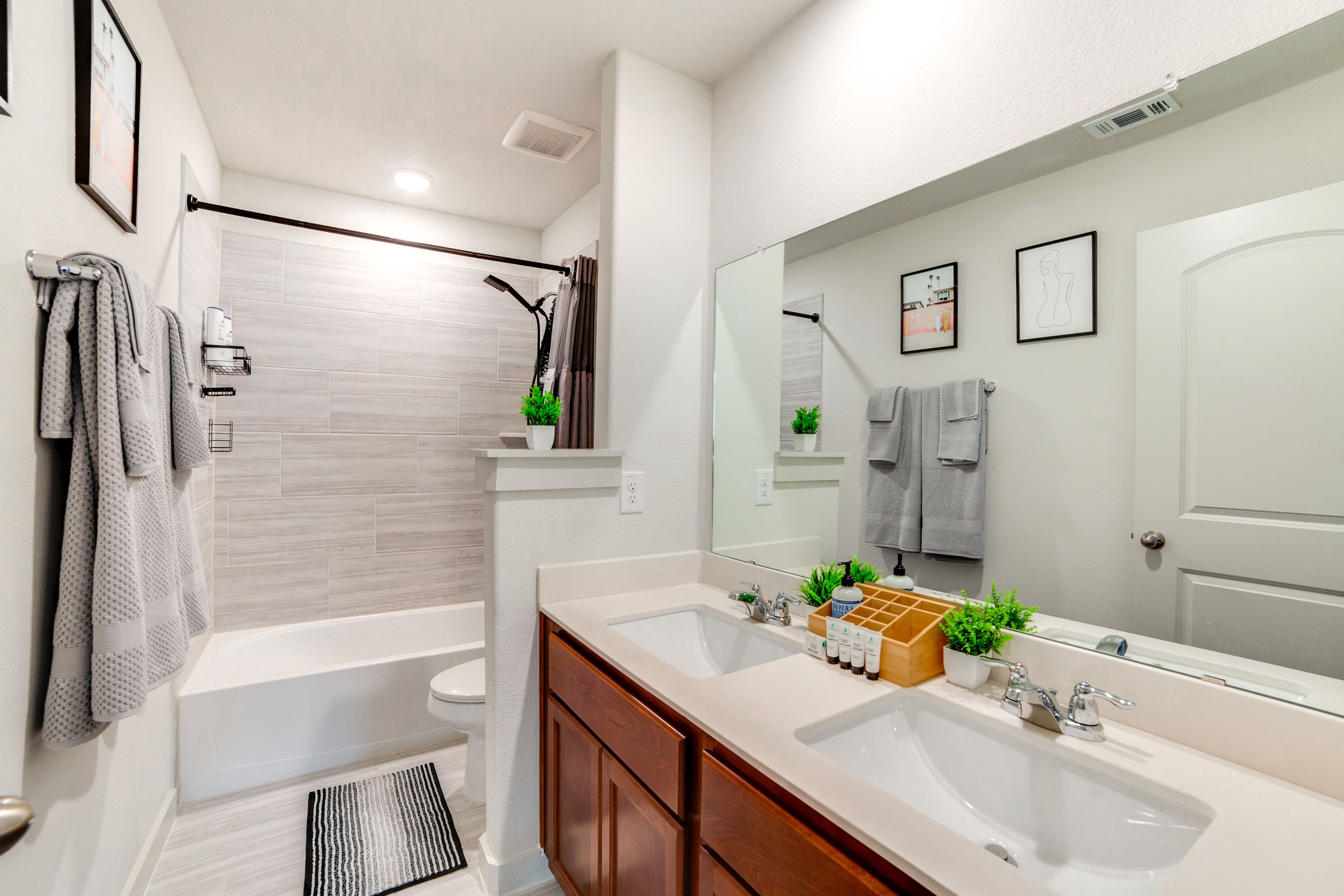 Bathroom | Towels Provided | 2nd Floor