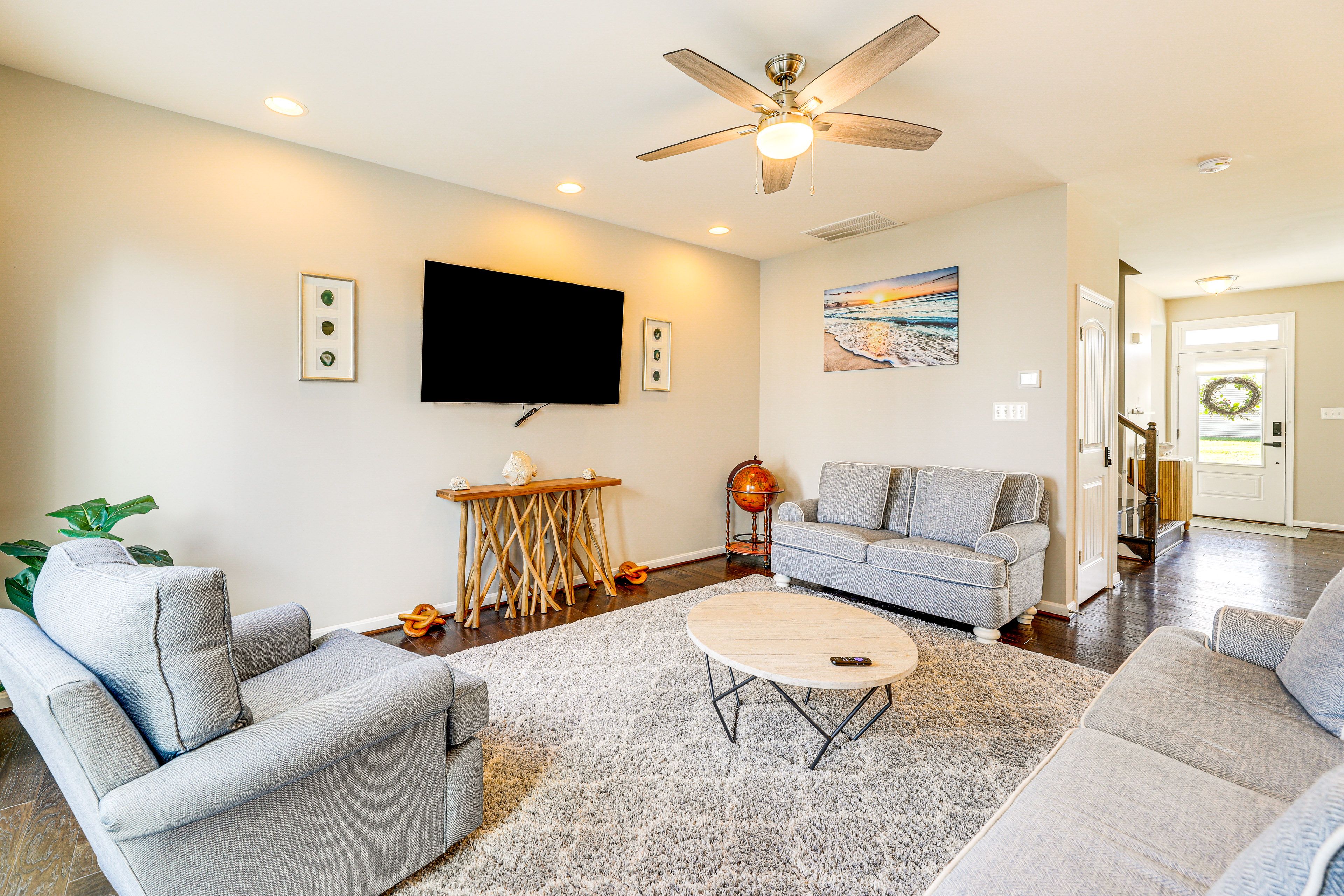 Living Room | Smart TV | 1st Floor