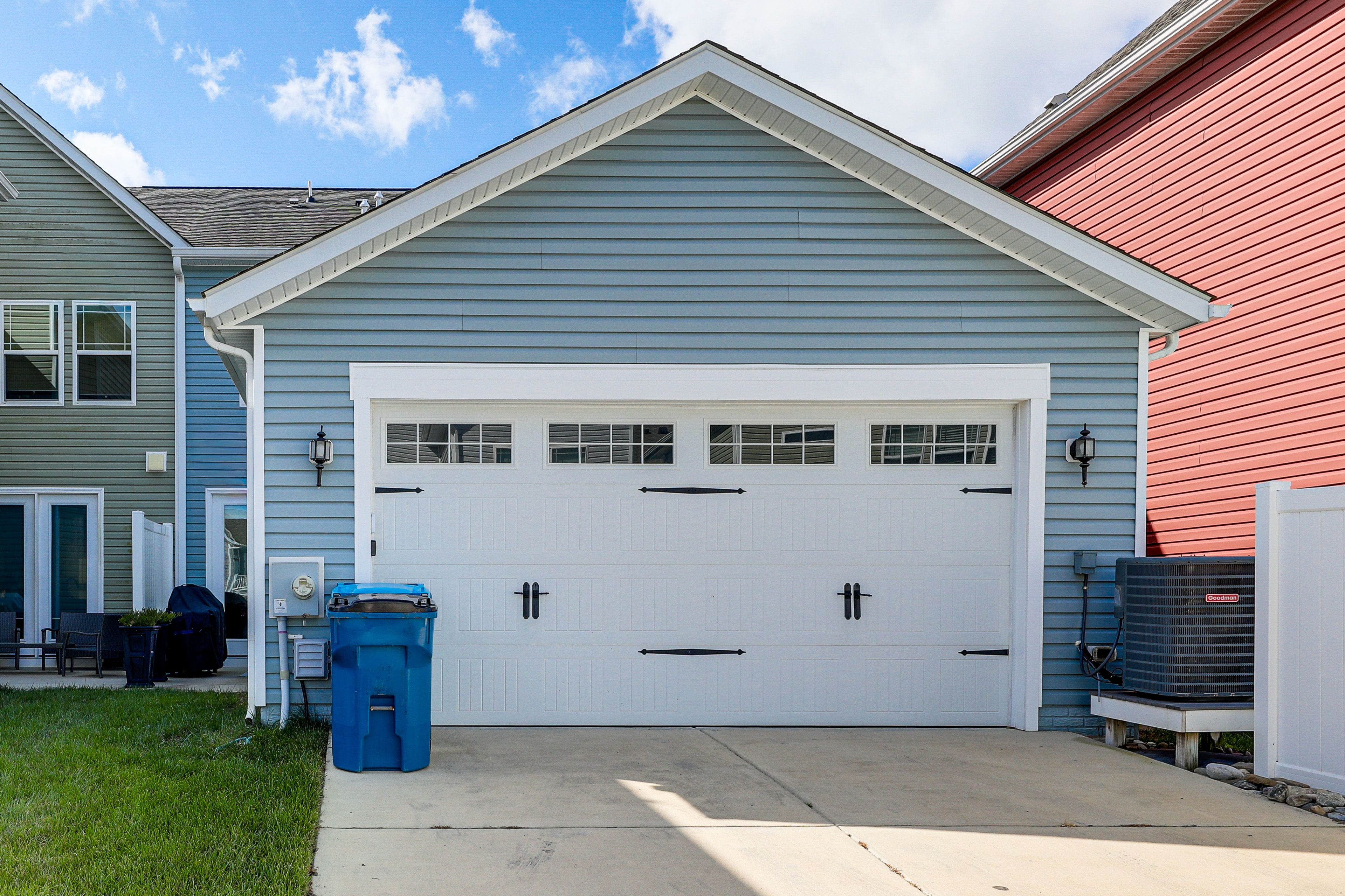 Garage (1 Vehicle) | Driveway (2 Vehicles) | Street Parking (3 Vehicles)