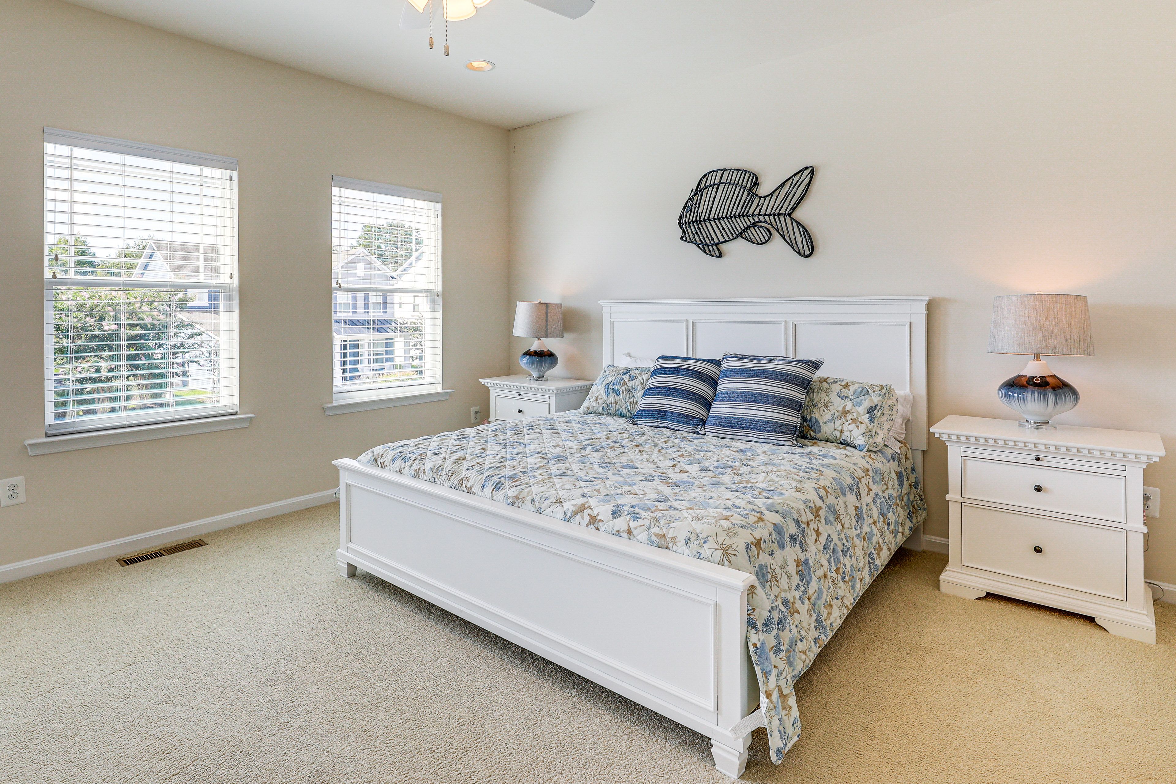 Bedroom Suite 1 | King Bed | Smart TV | 2nd Floor