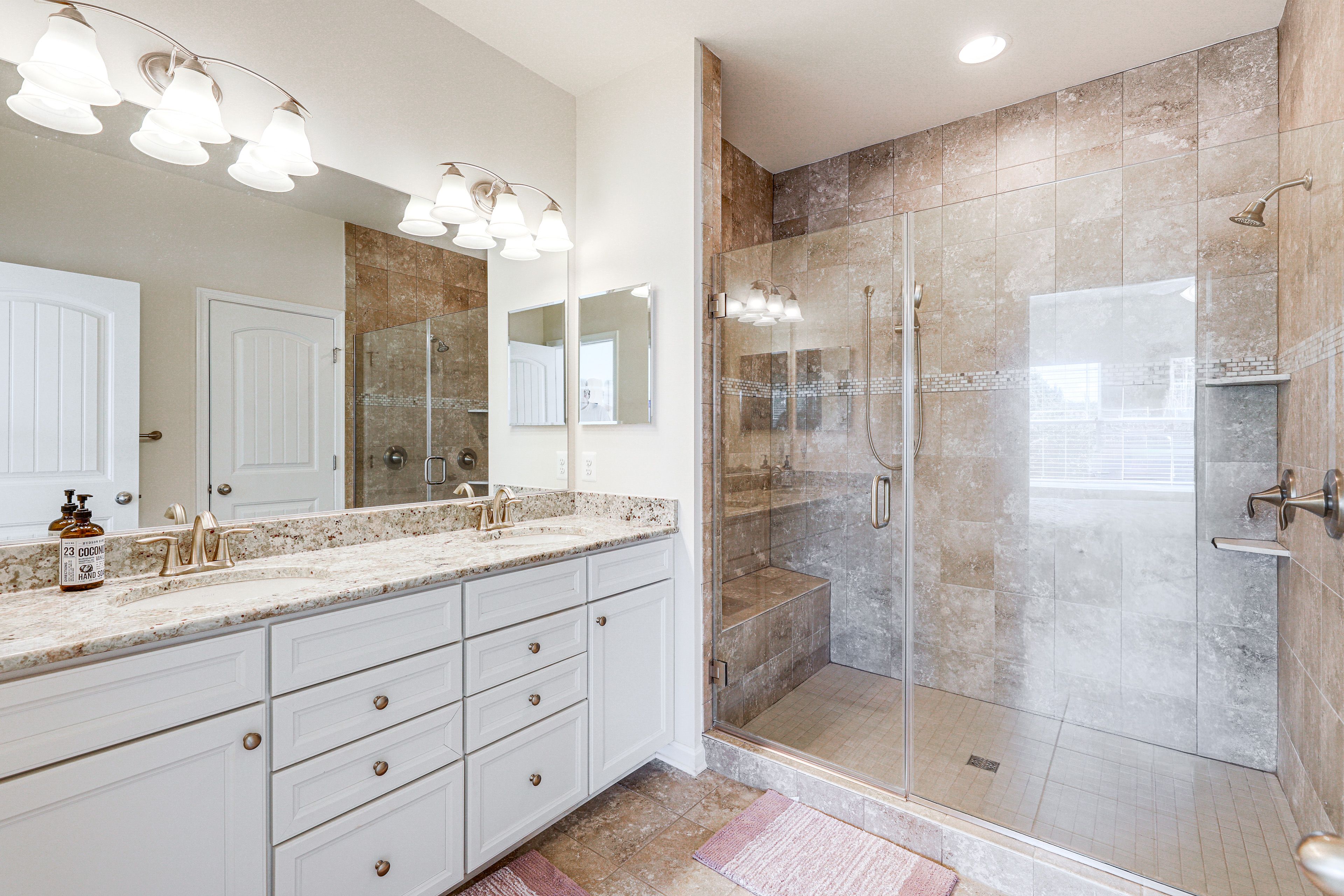 En-Suite Bathroom | Double Sinks | 2nd Floor