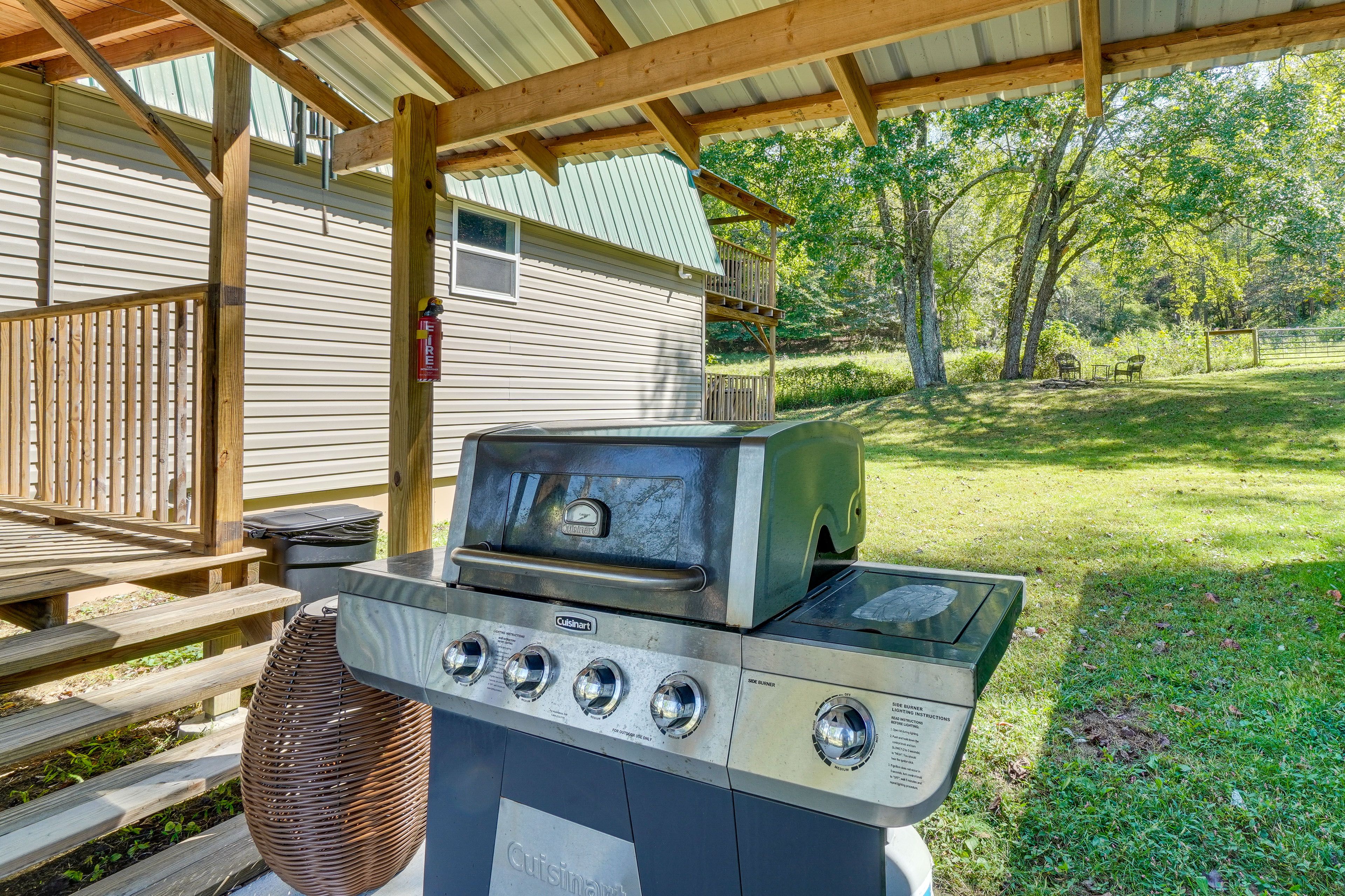 House Exterior | Gas Grill