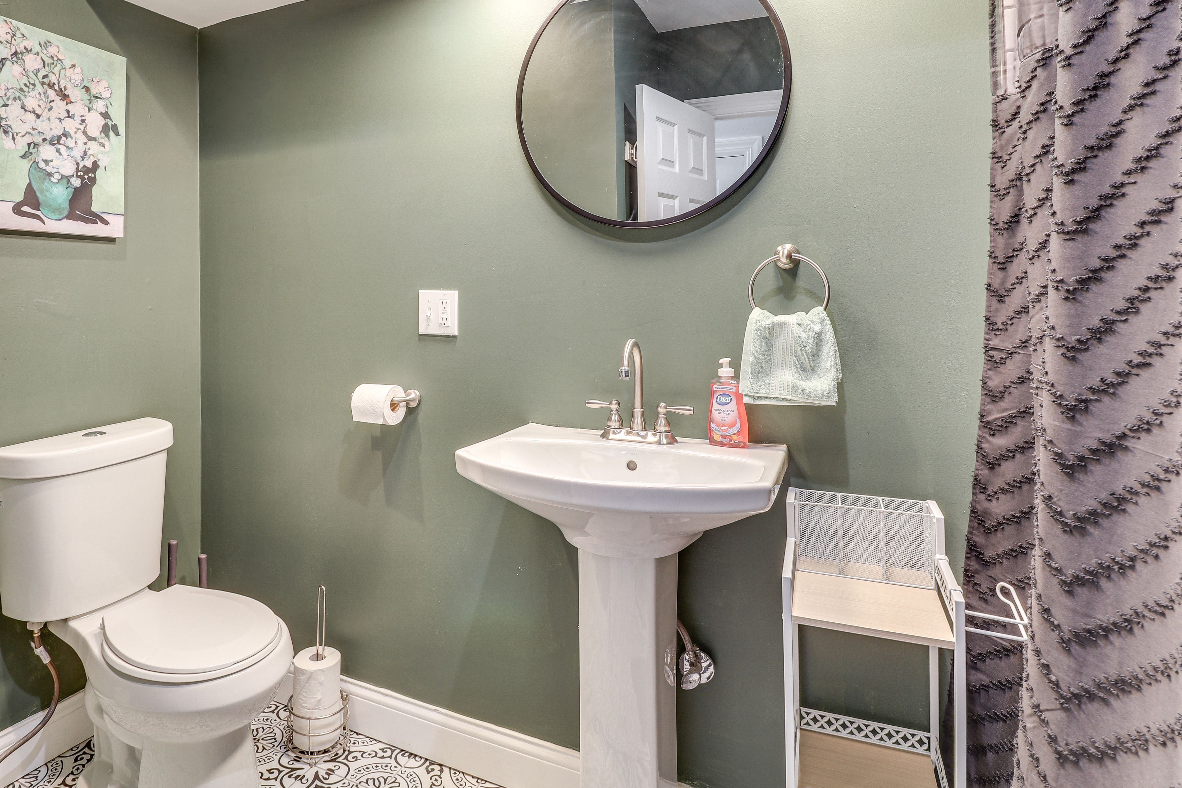 Full Bathroom | Main Level