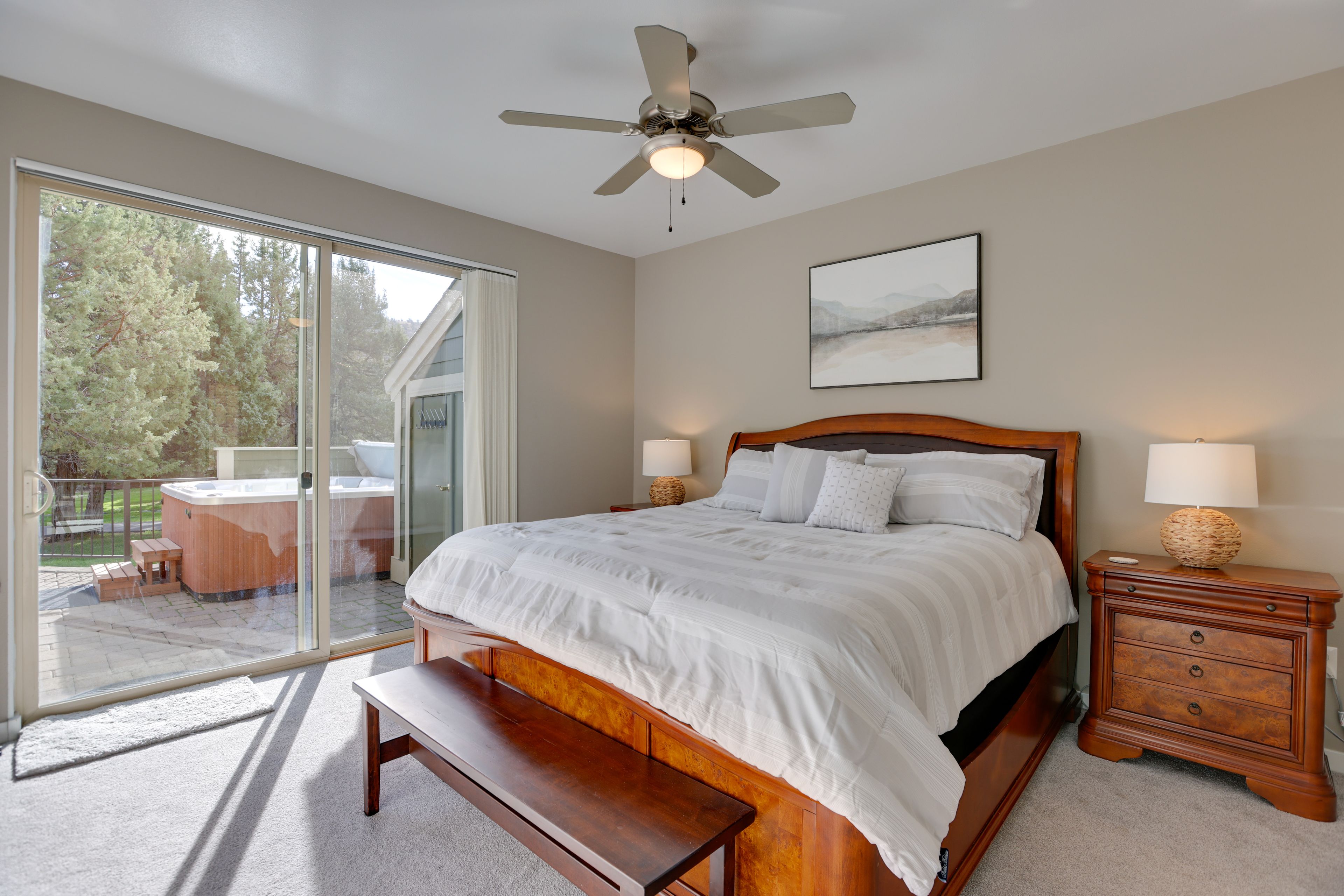 Bedroom 1 | 1st Floor | King Bed | Smart TV | Linens Provided