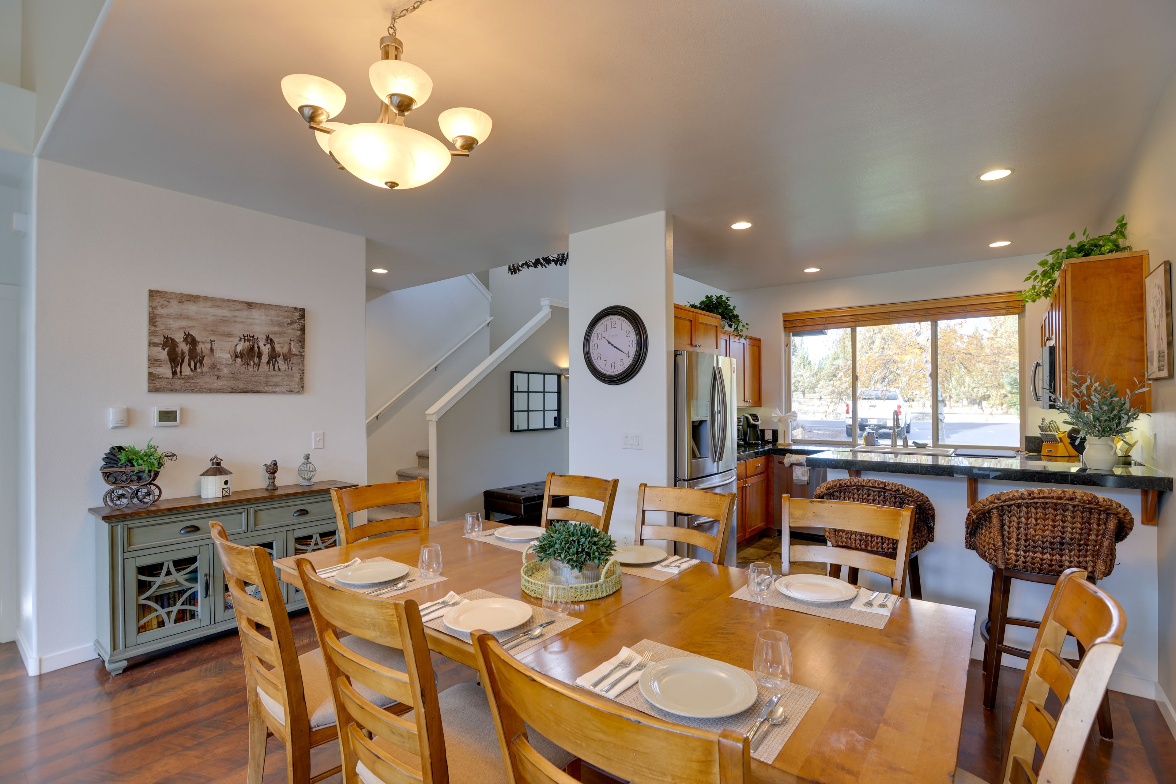 Dining Area | 1st Floor