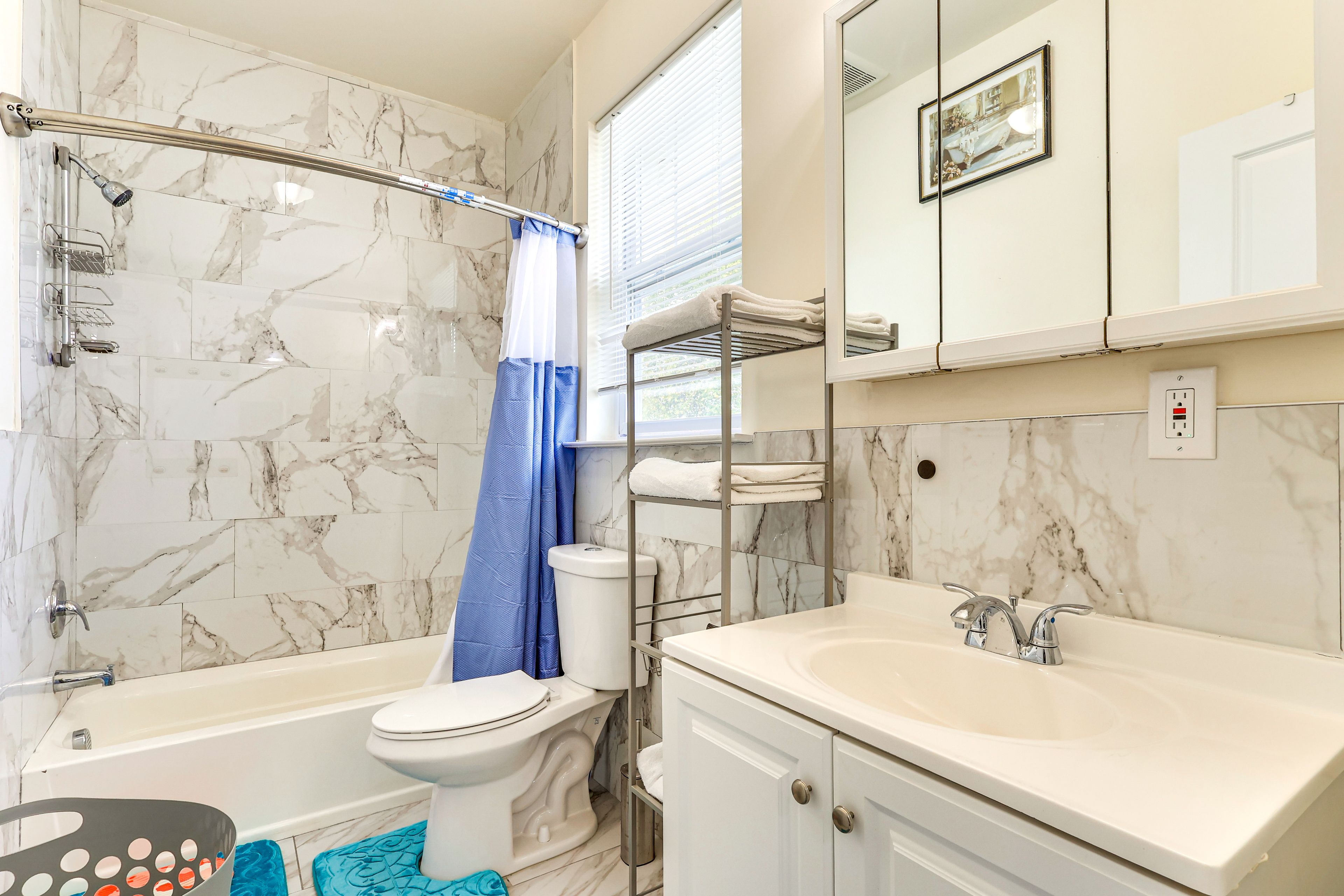 Bathroom | Towels Provided