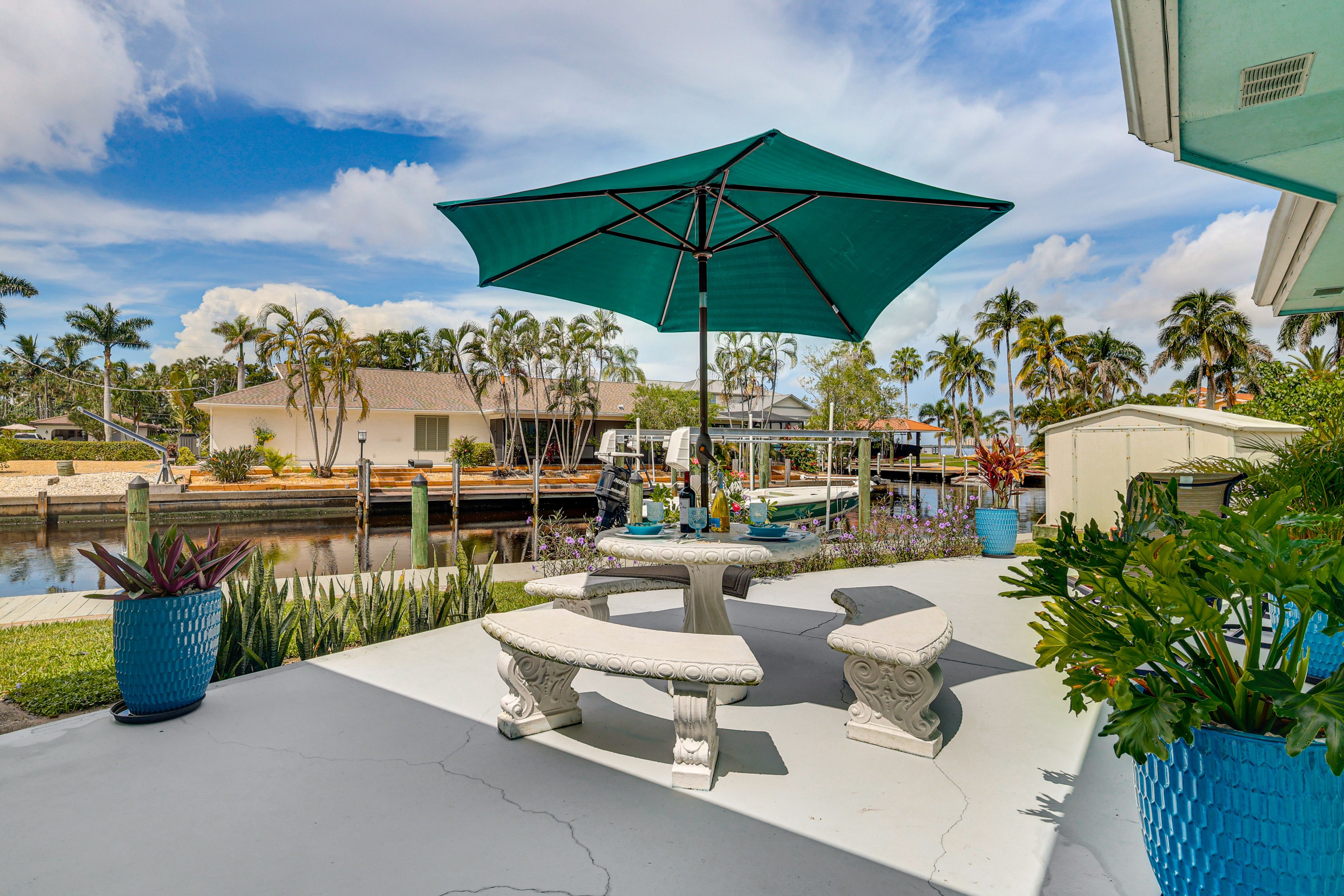 Furnished Patio