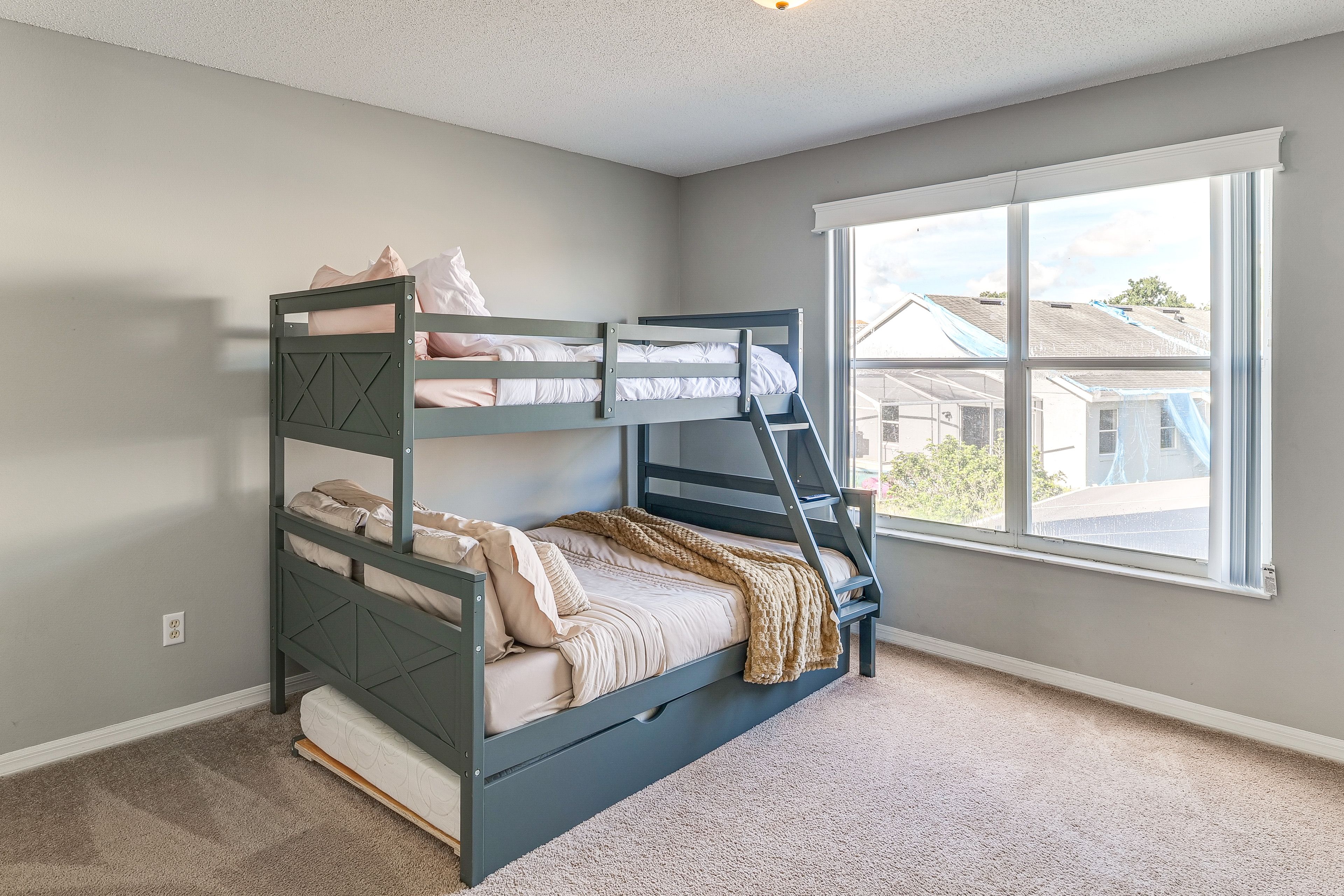 Bedroom 5 | Twin/Full Bunk Bed w/ Twin Trundle | 2nd Floor