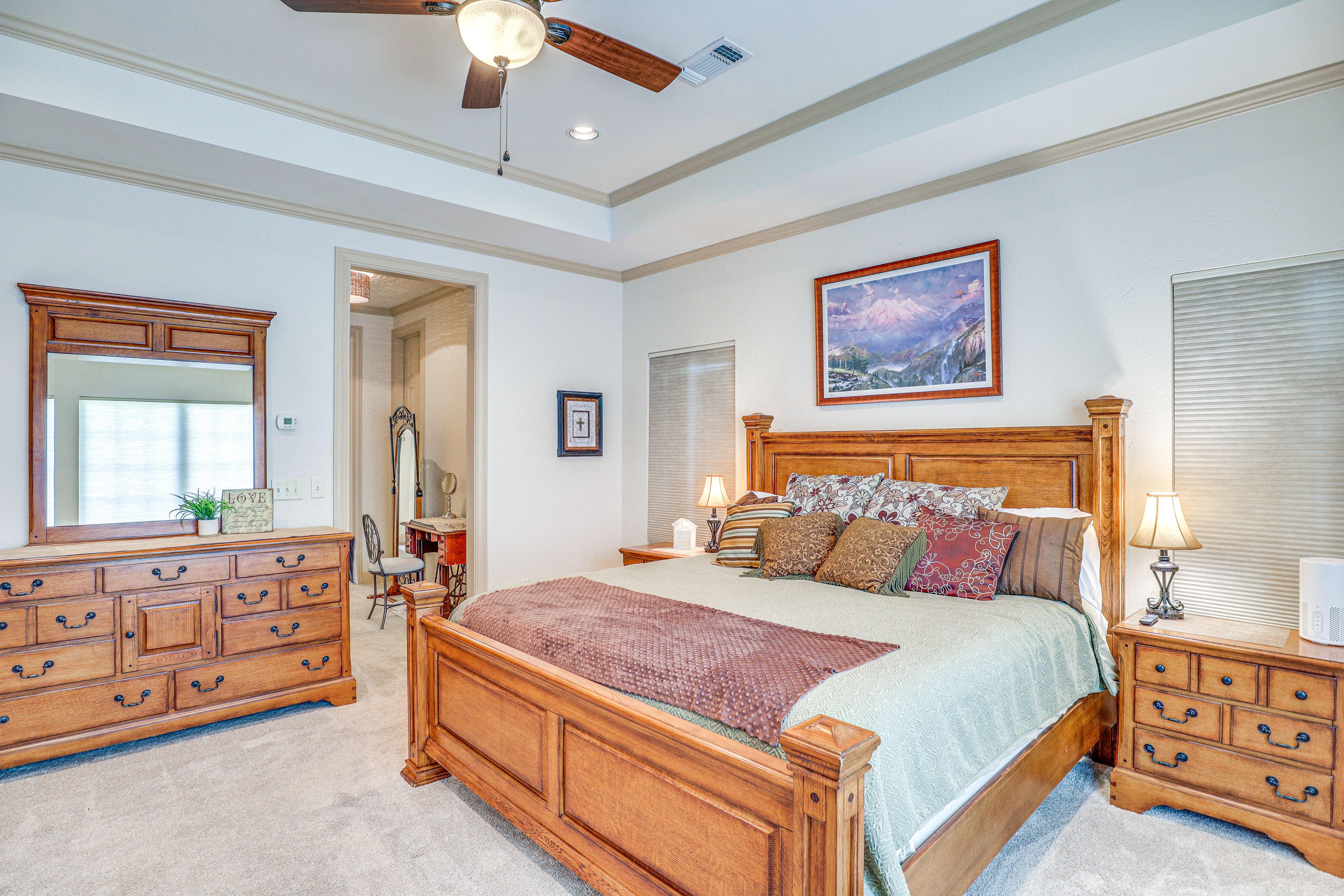 Bedroom 1 | King Bed | Linens Provided | 1st Floor