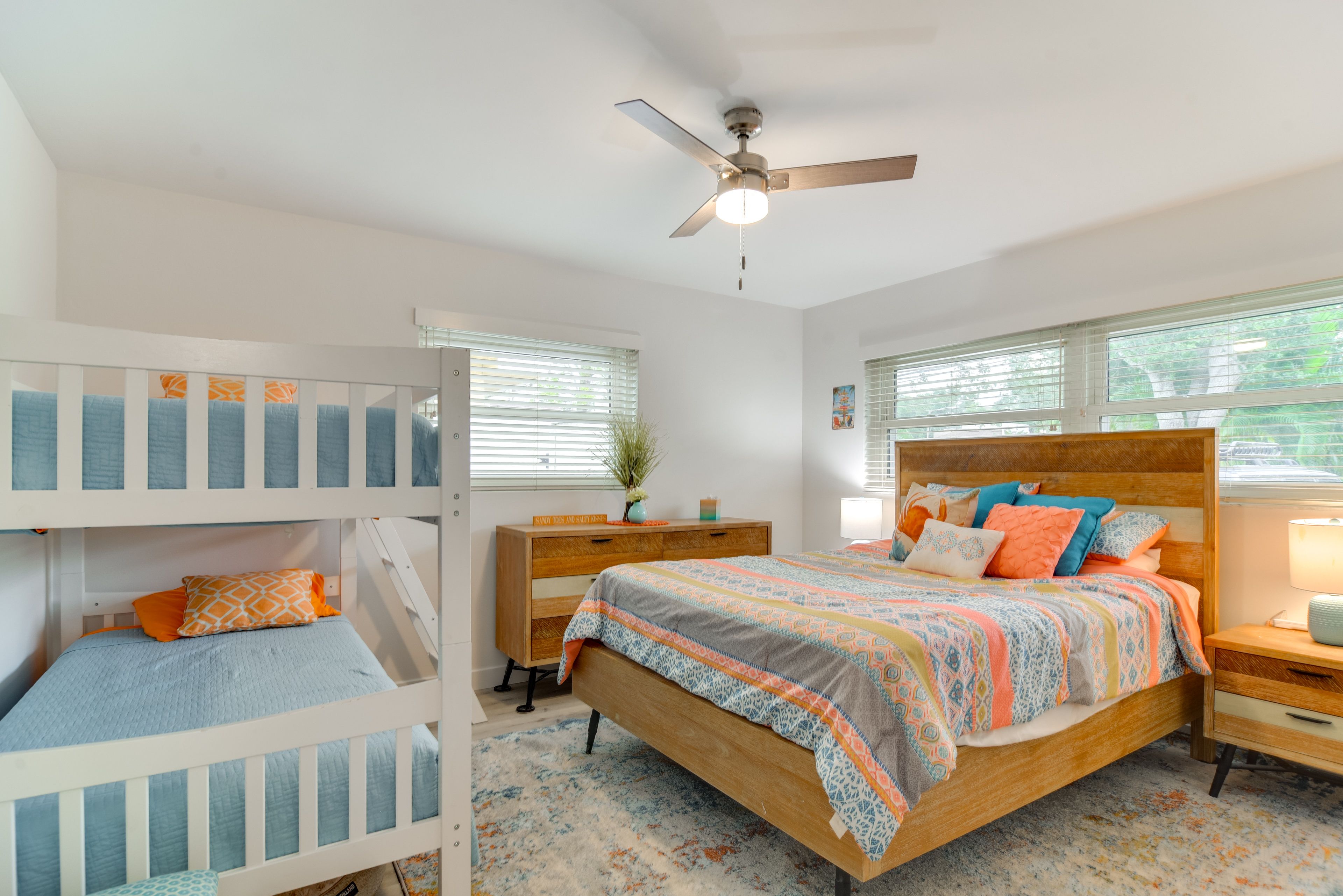 Bedroom 3 | Queen Bed | Twin Bunk Bed