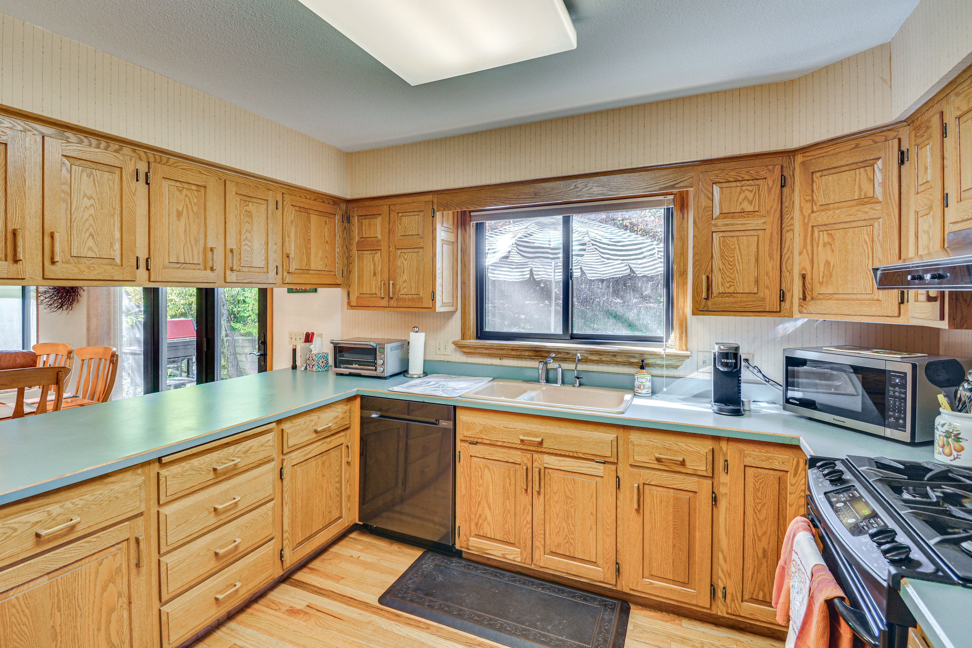 Kitchen | Cooking Basics | Keurig | 1st Floor