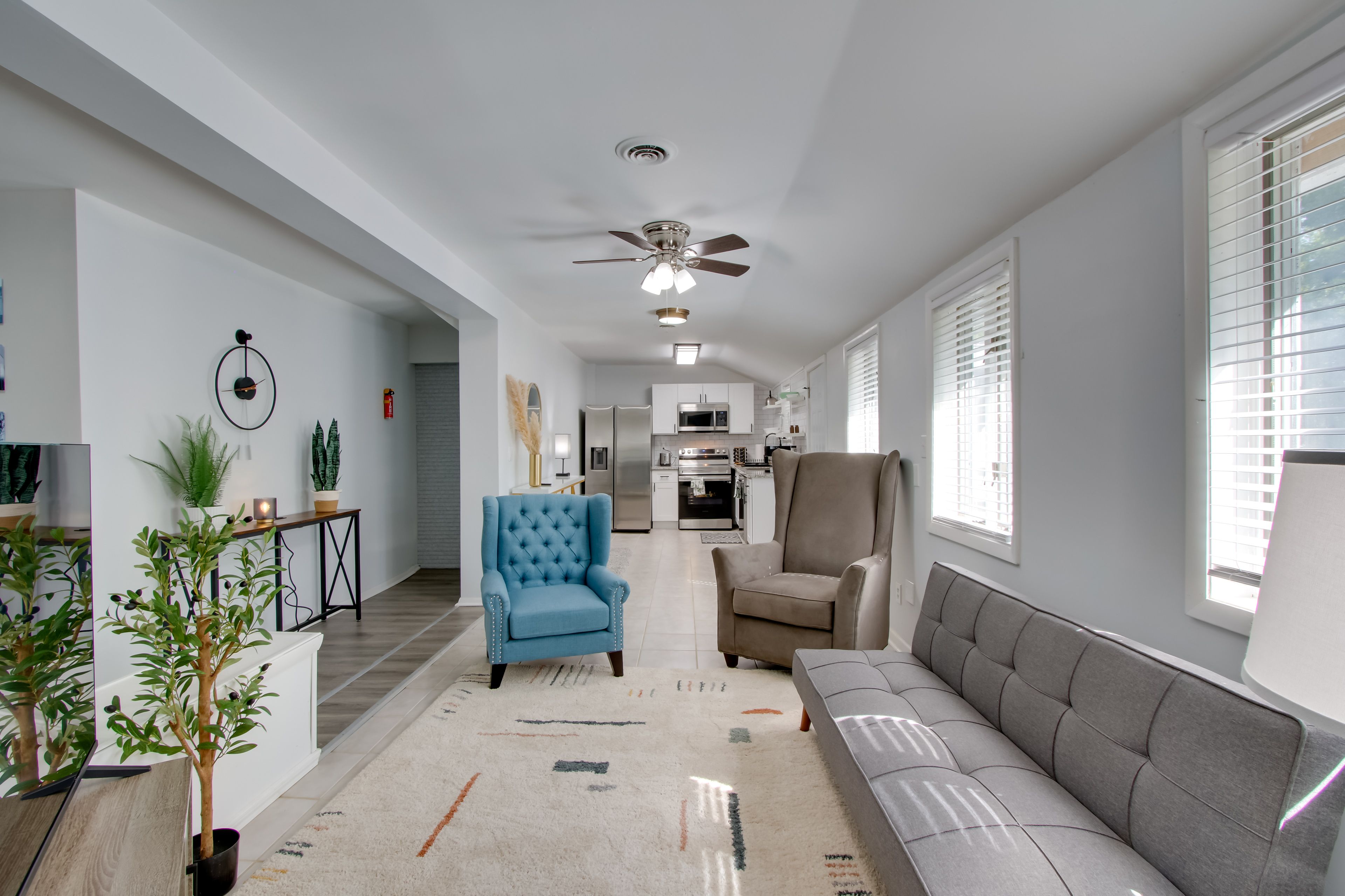 Pataskala Vacation Rental | 2BR | 1BA | 1,000 Sq Ft | Stairs Required