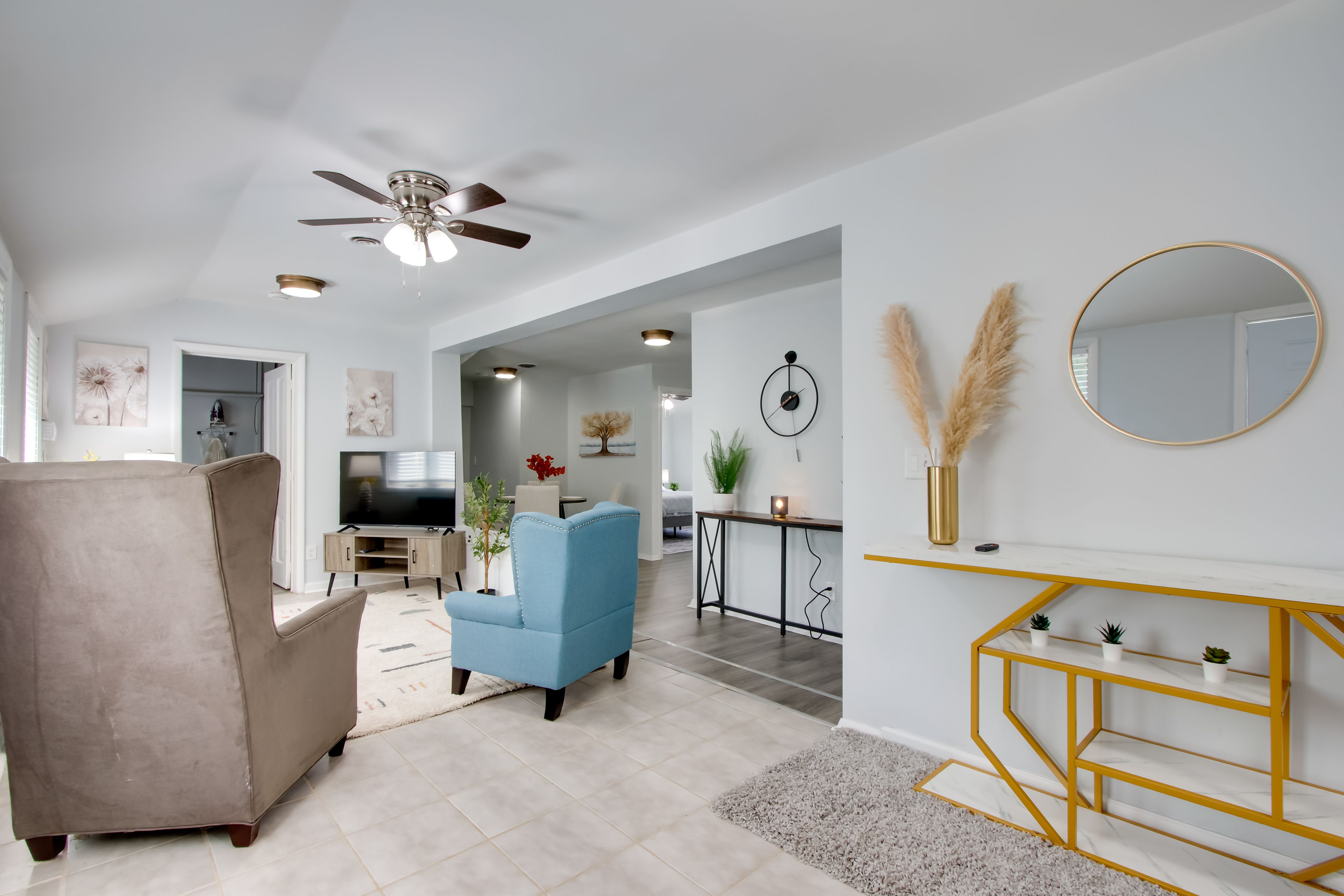 Living Room | Twin Sleeper Sofa | Smart TV