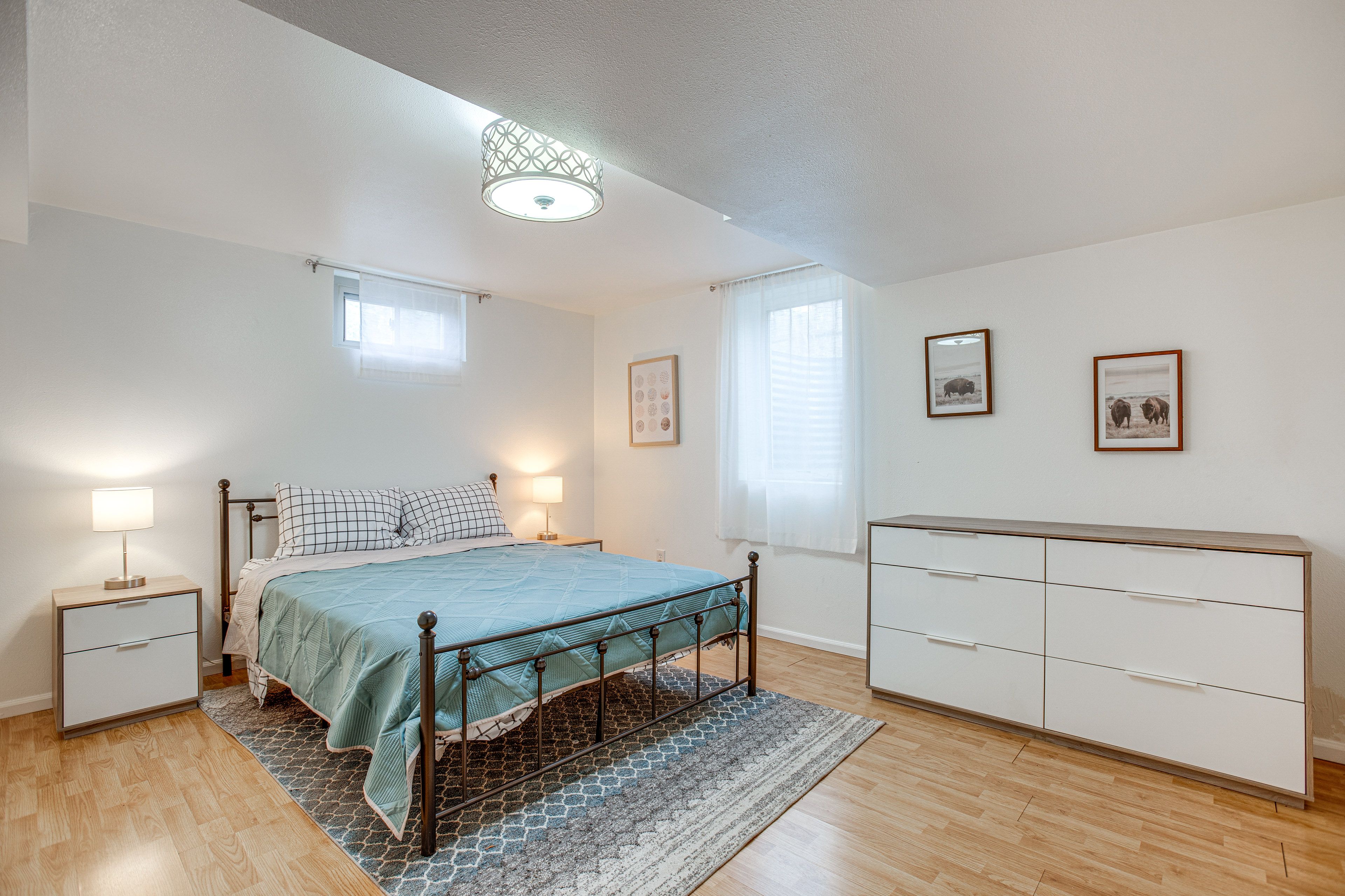 Bedroom 2 | Queen Bed