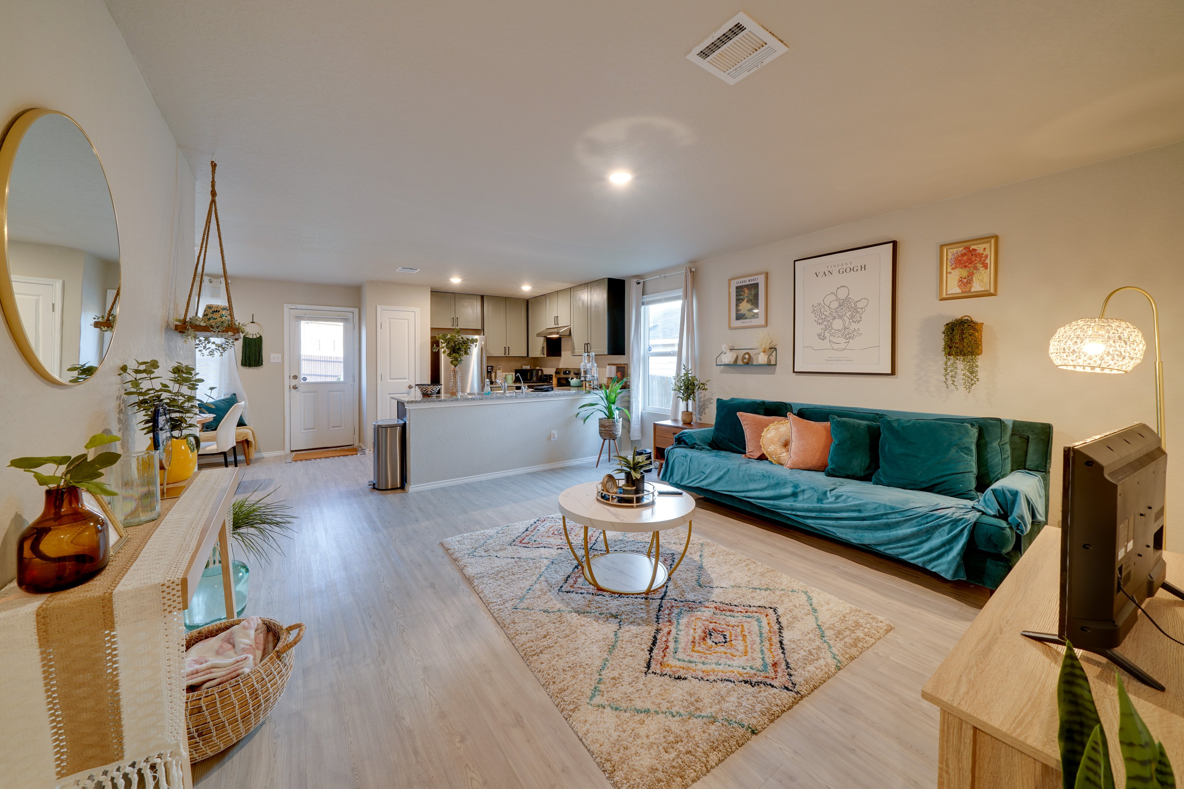 San Antonio Vacation Rental | 3BR | 2BA | 2 Steps to Enter | 1,226 Sq Ft