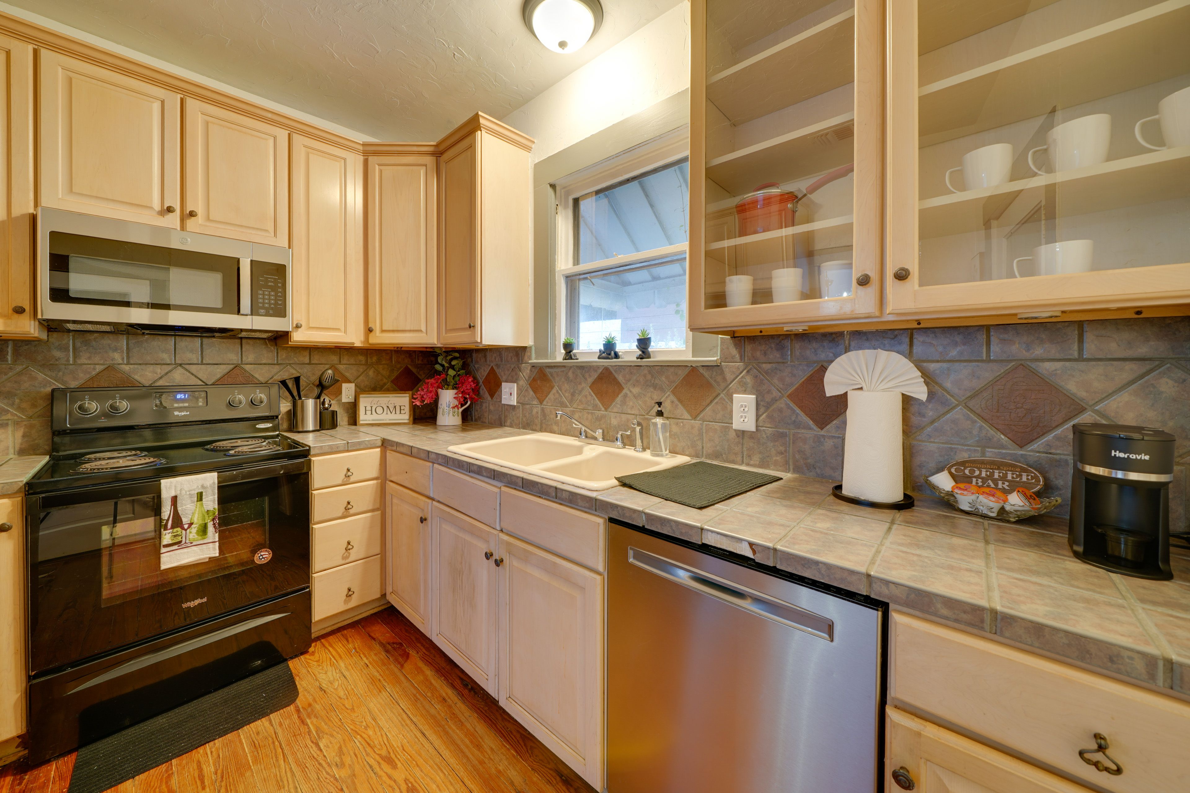 Kitchen | Coffee Maker | Toaster