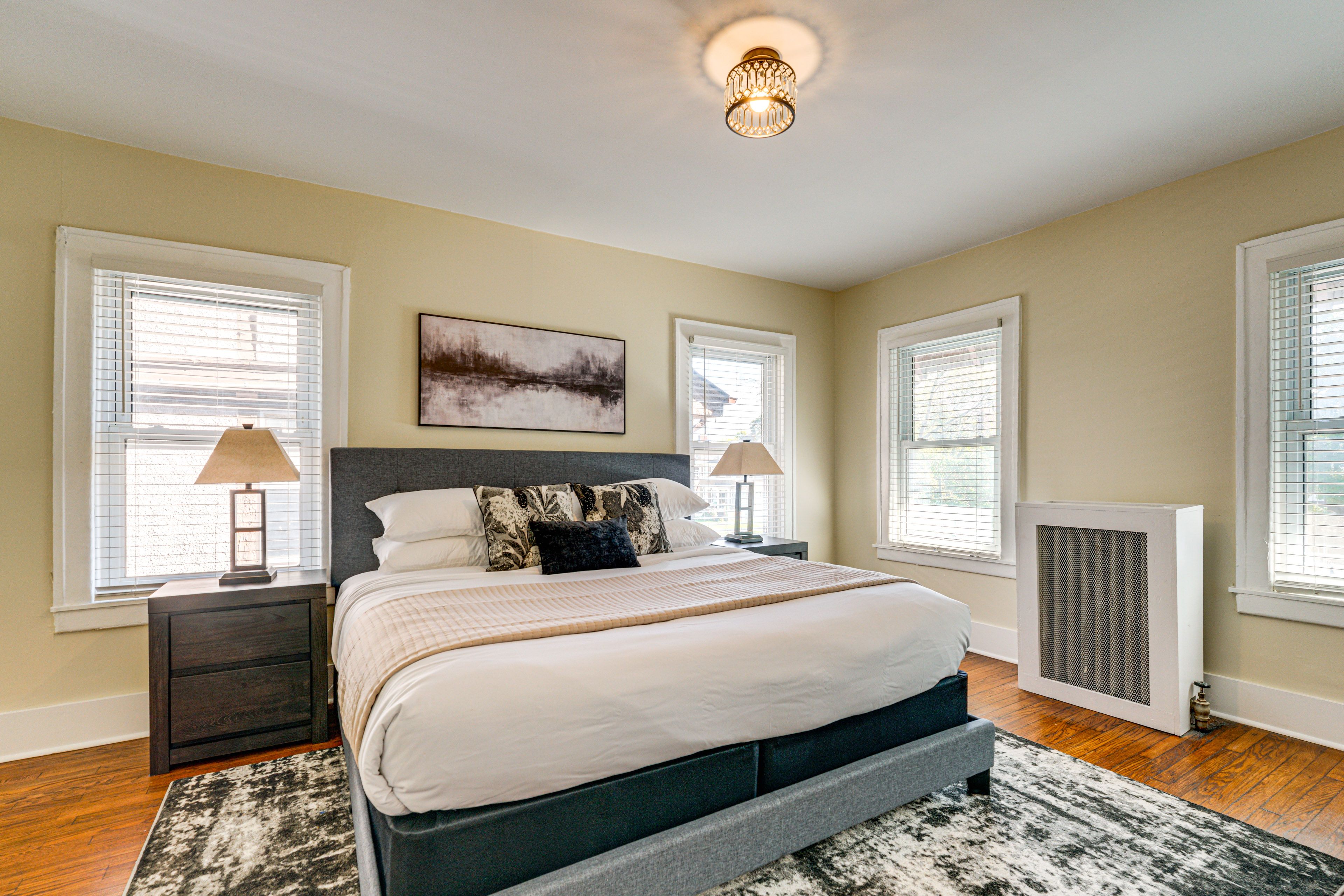 Bedroom 2 | King Bed | 2nd Floor