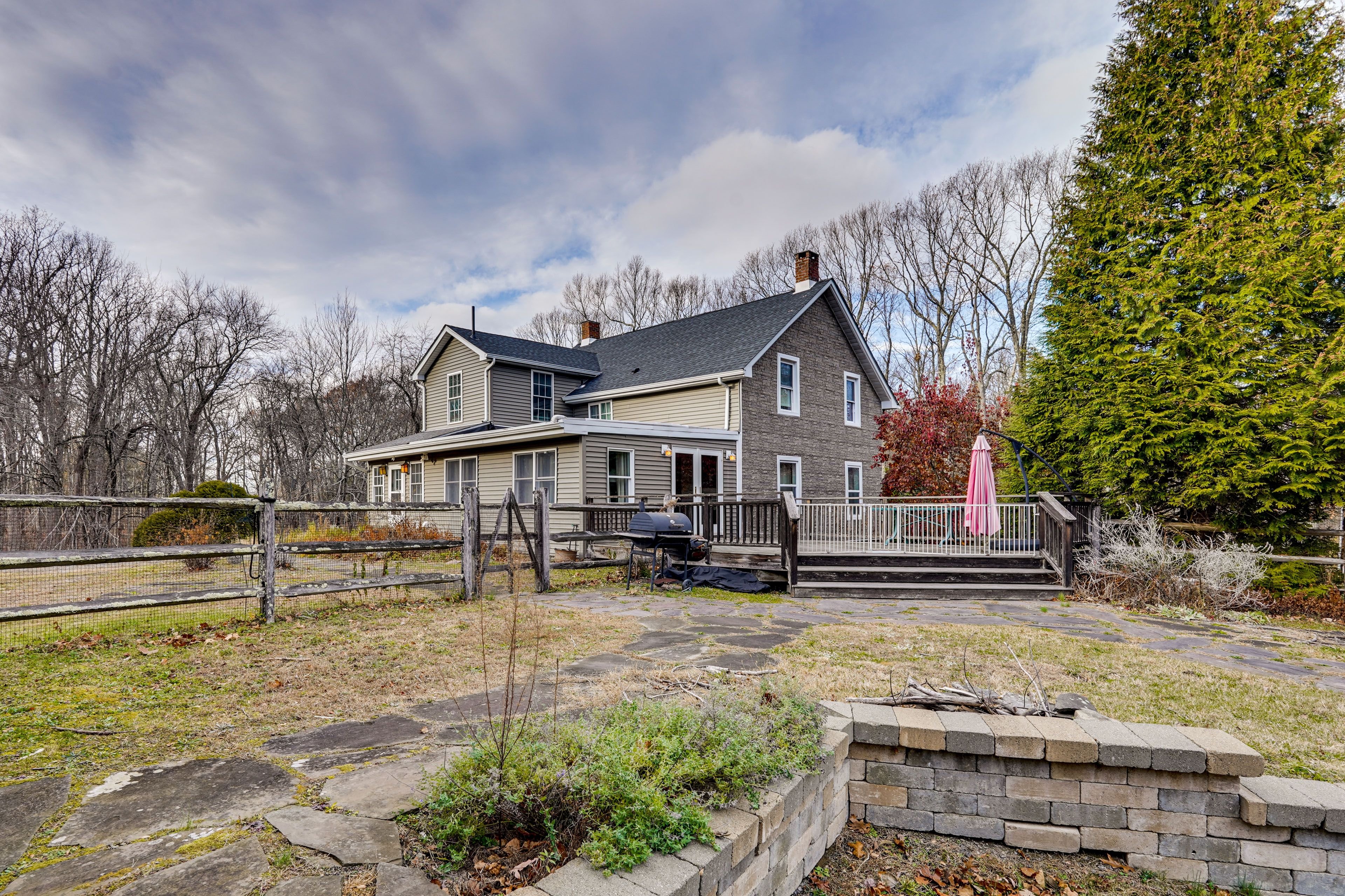 Patio | Charcoal Grill