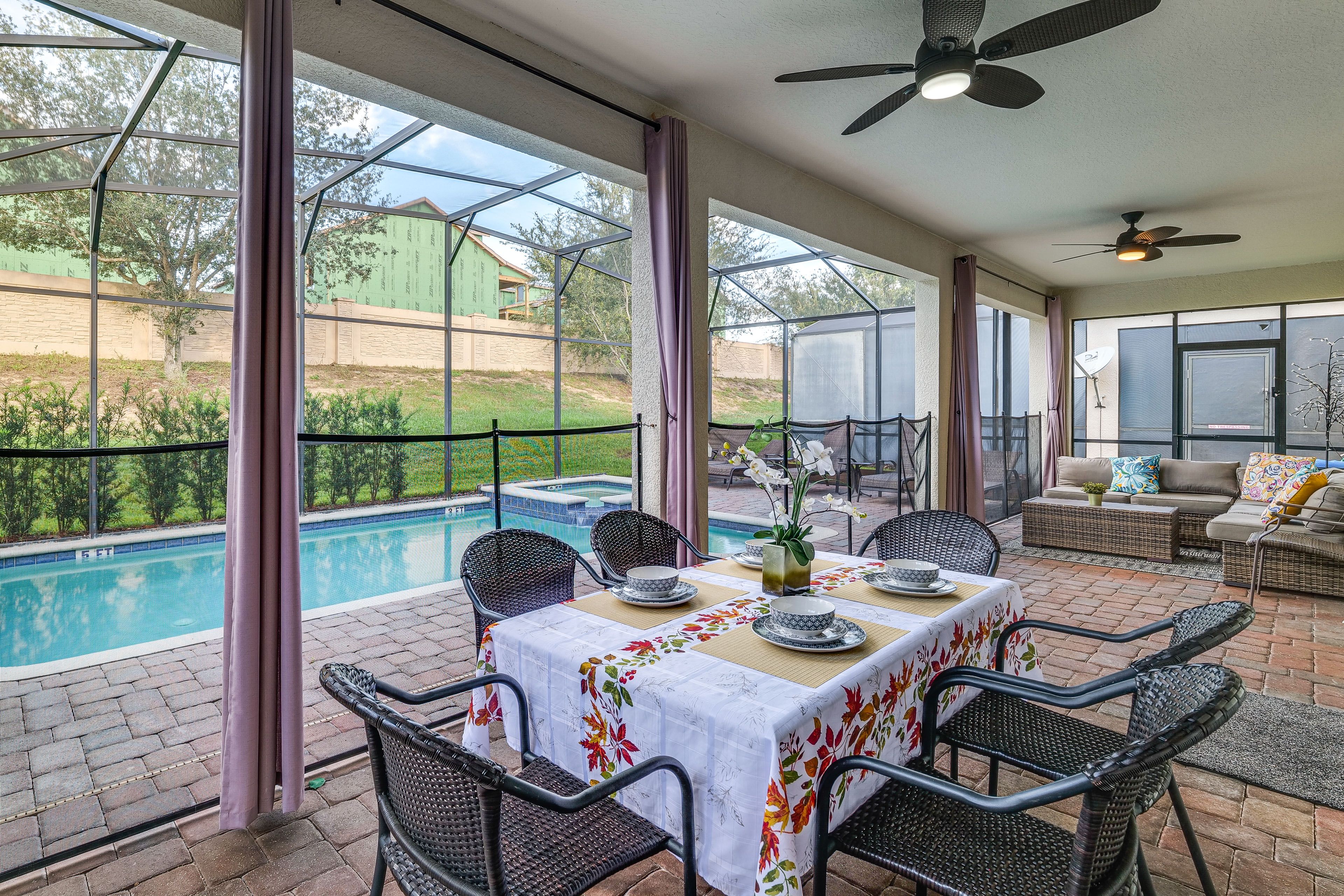 Davenport Vacation Rental | 8BR | 5BA | 4,000 Sq Ft | 1 Step to Enter