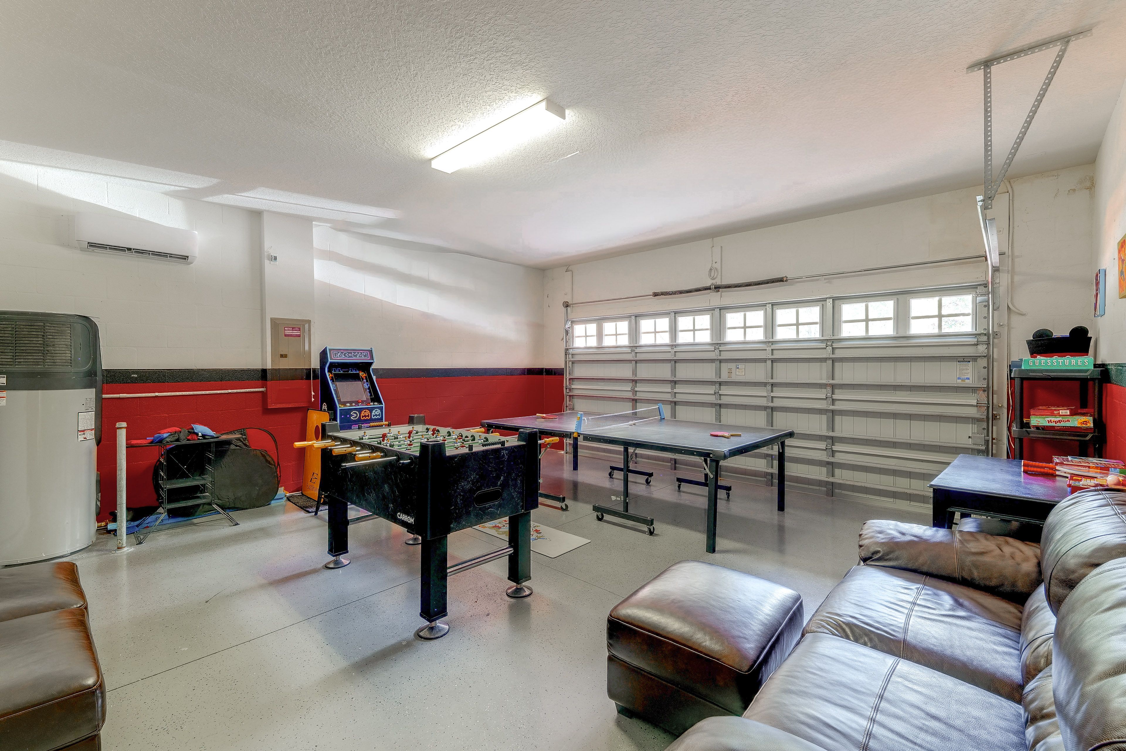 Game Room (Garage)