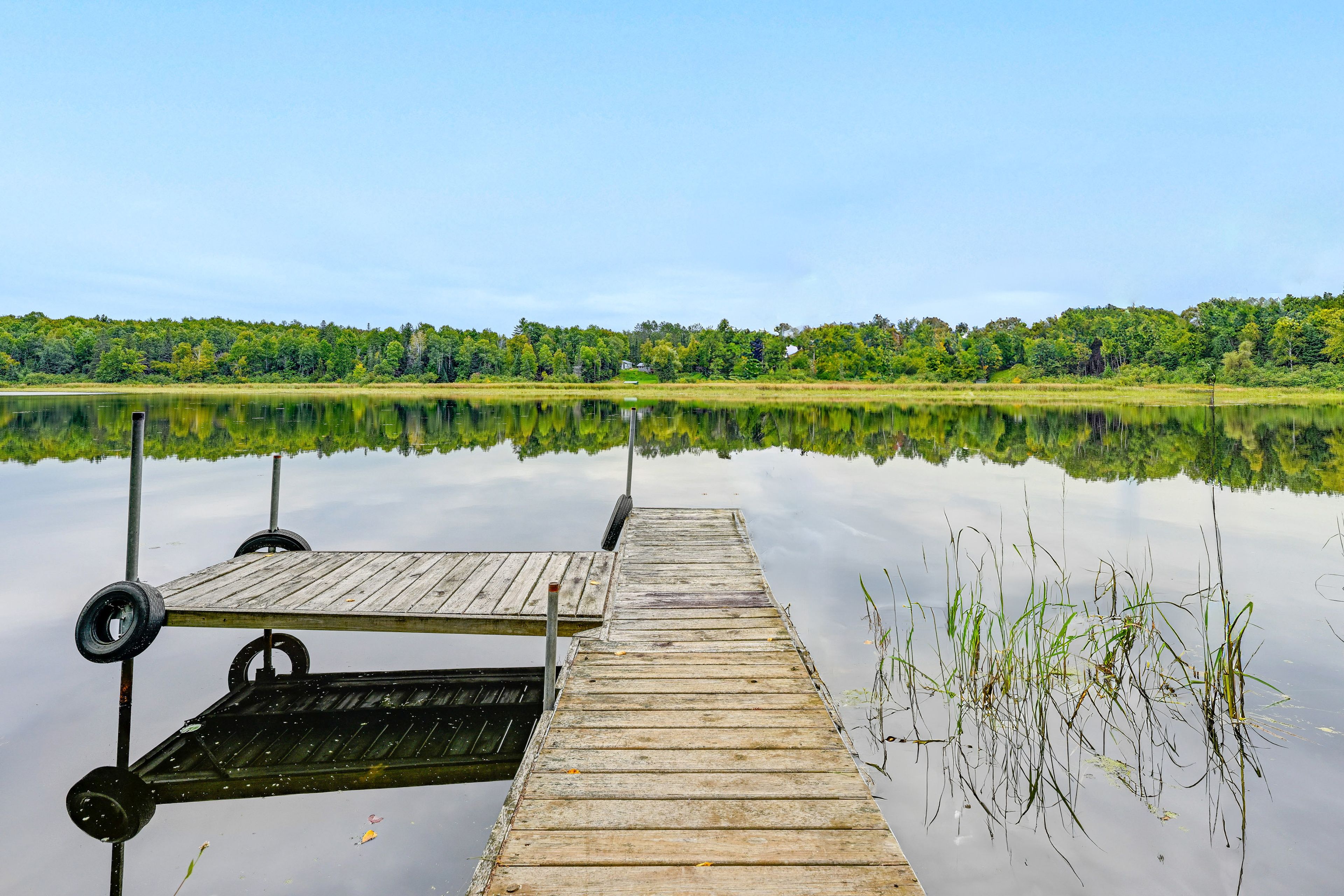 Lake Access | Private Fishing Dock