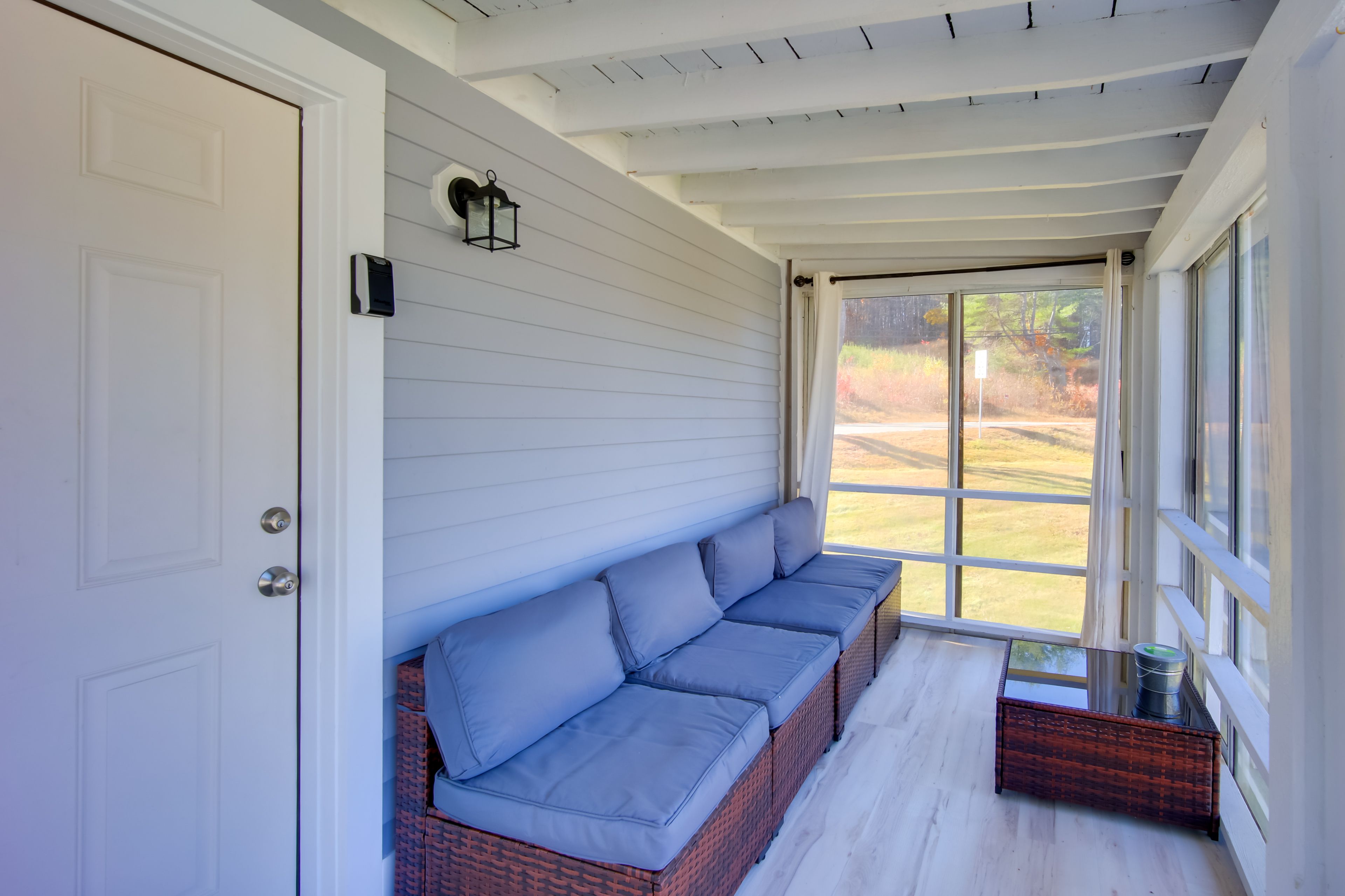 Screened-In Porch