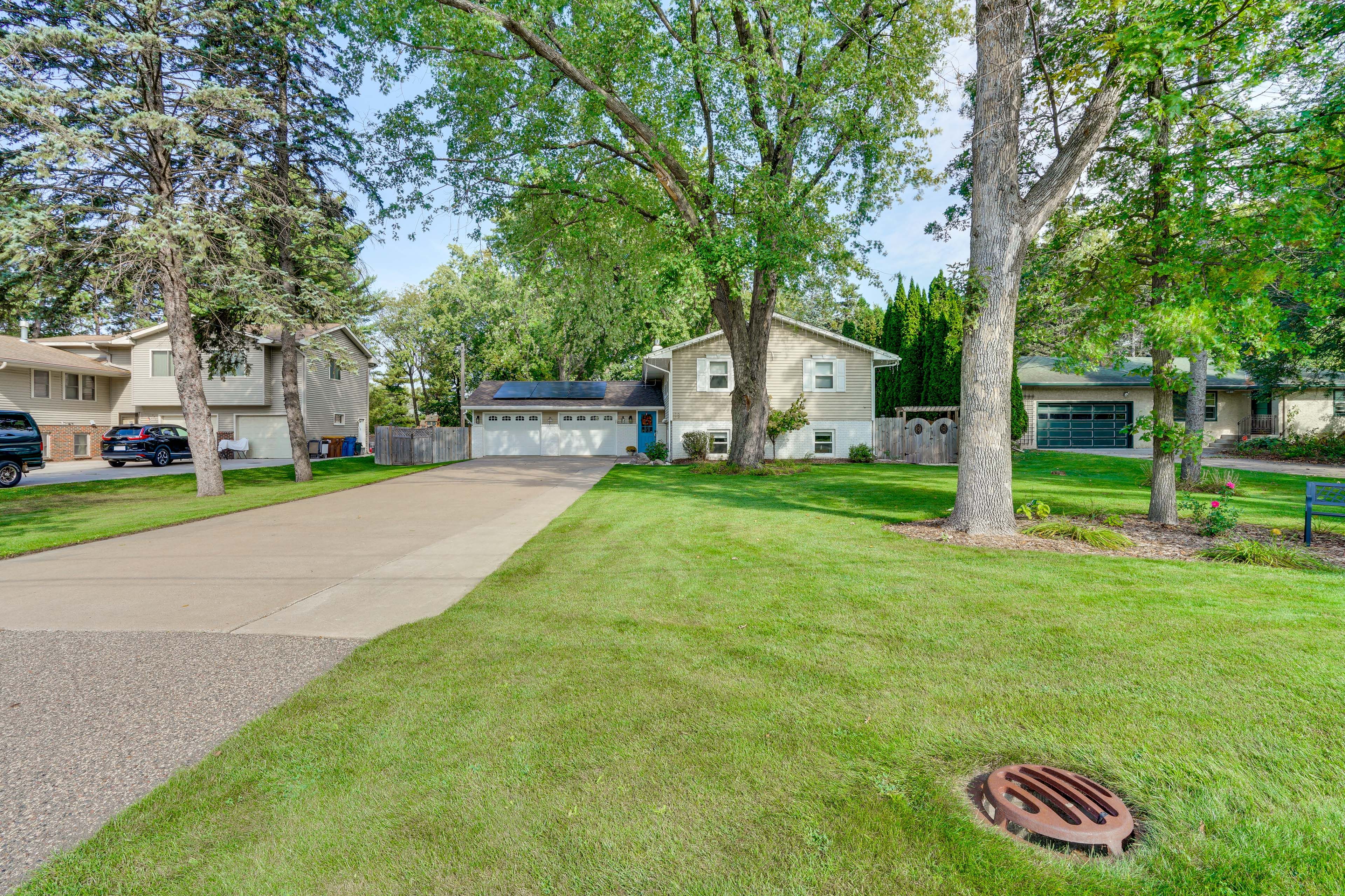 Property Exterior | Shared Driveway (3 Vehicles)