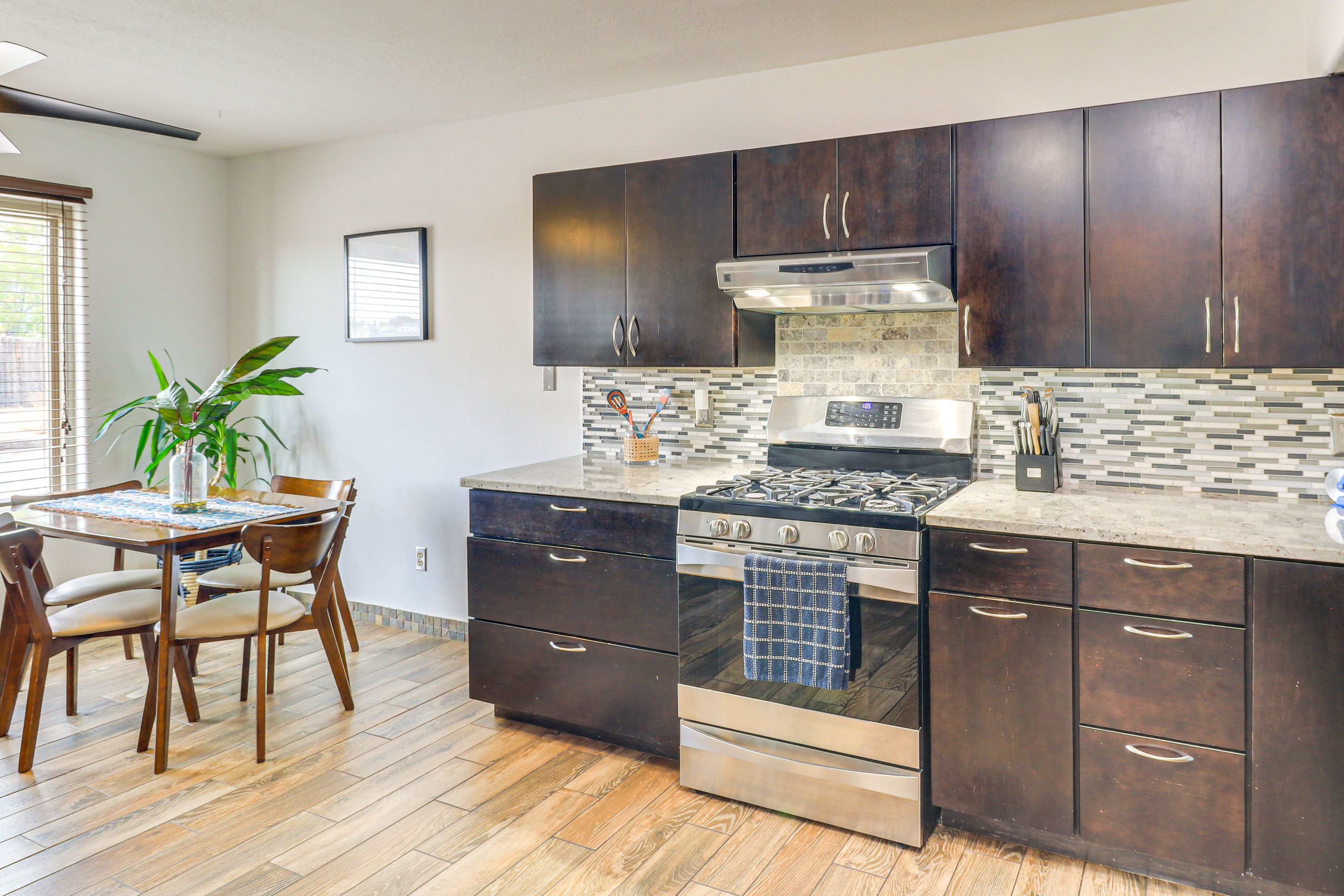 Kitchen | Keurig Coffee Maker | Toaster | Cooking Basics