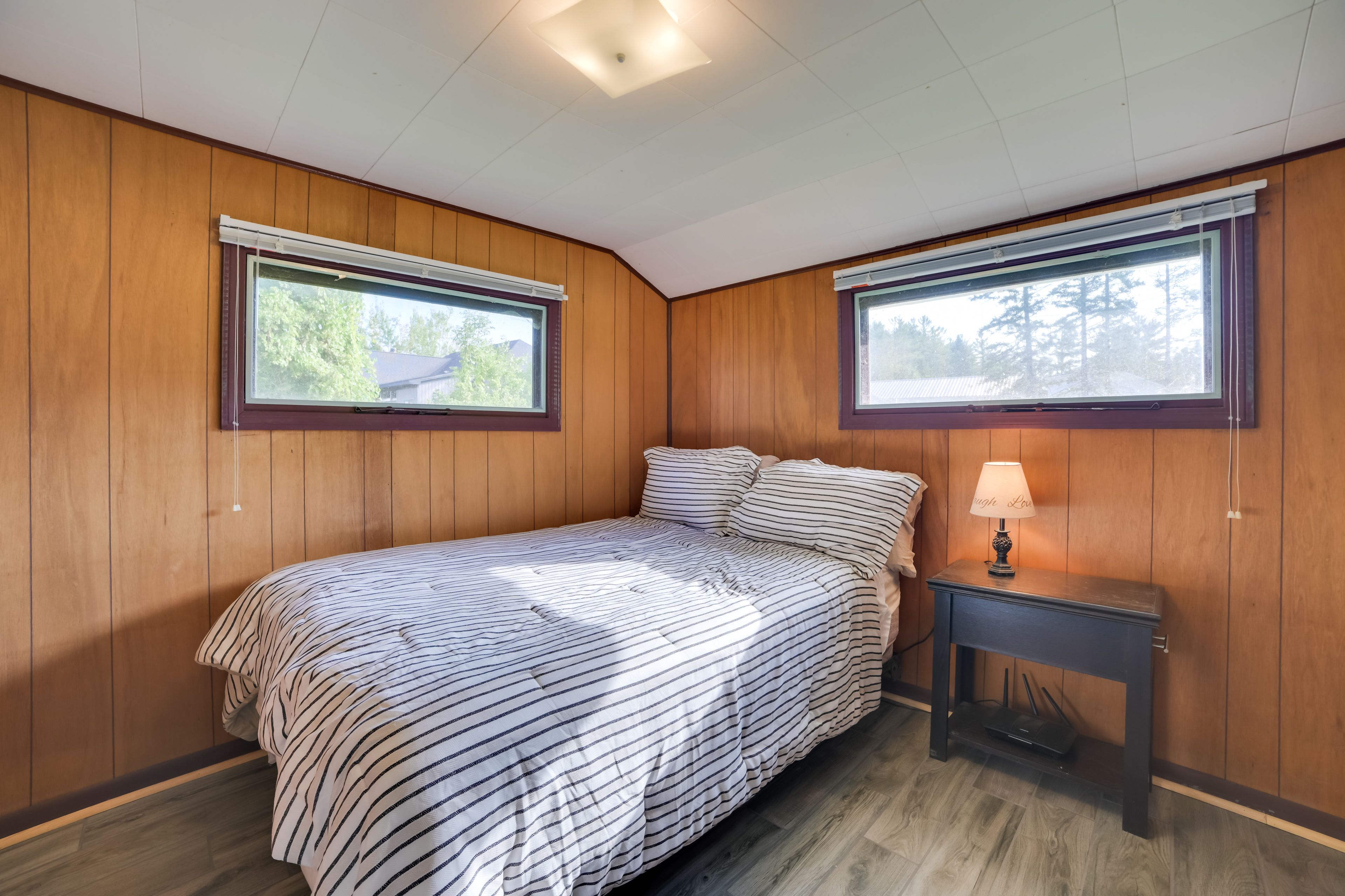 Bedroom 1 | Full Bed | Linens