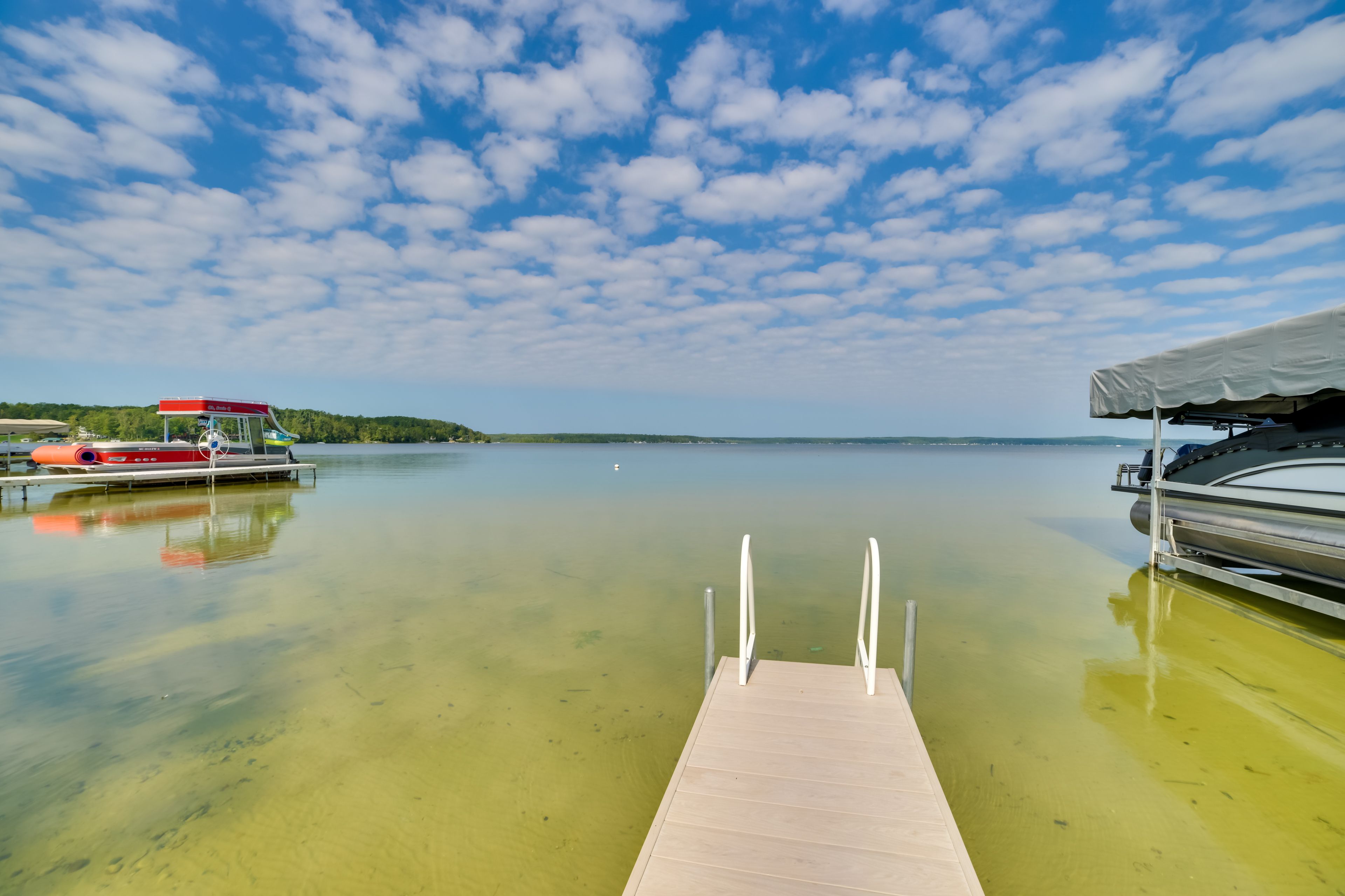Private Dock | Mullett Lake