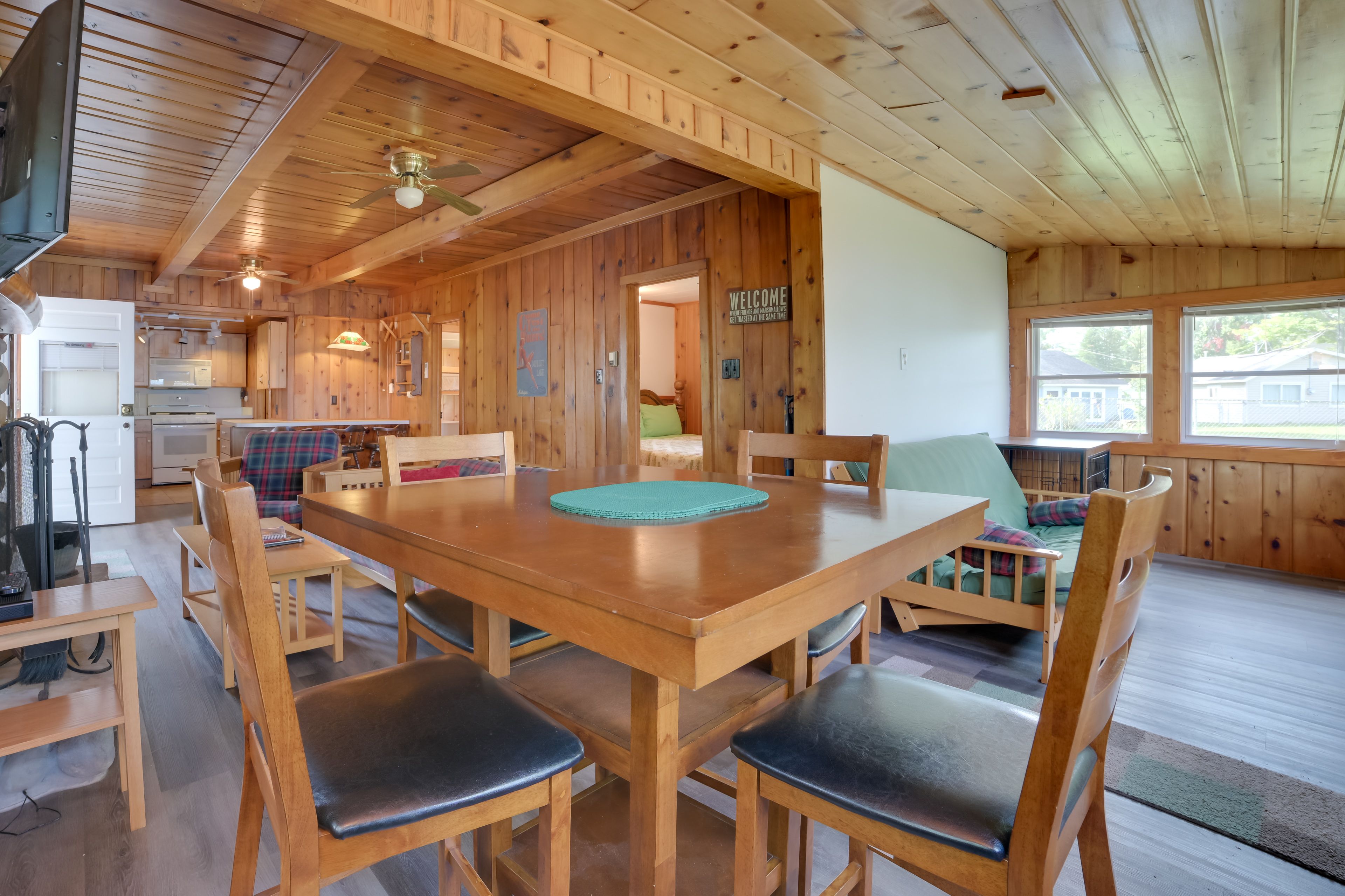 Dining Area | Dishware & Flatware