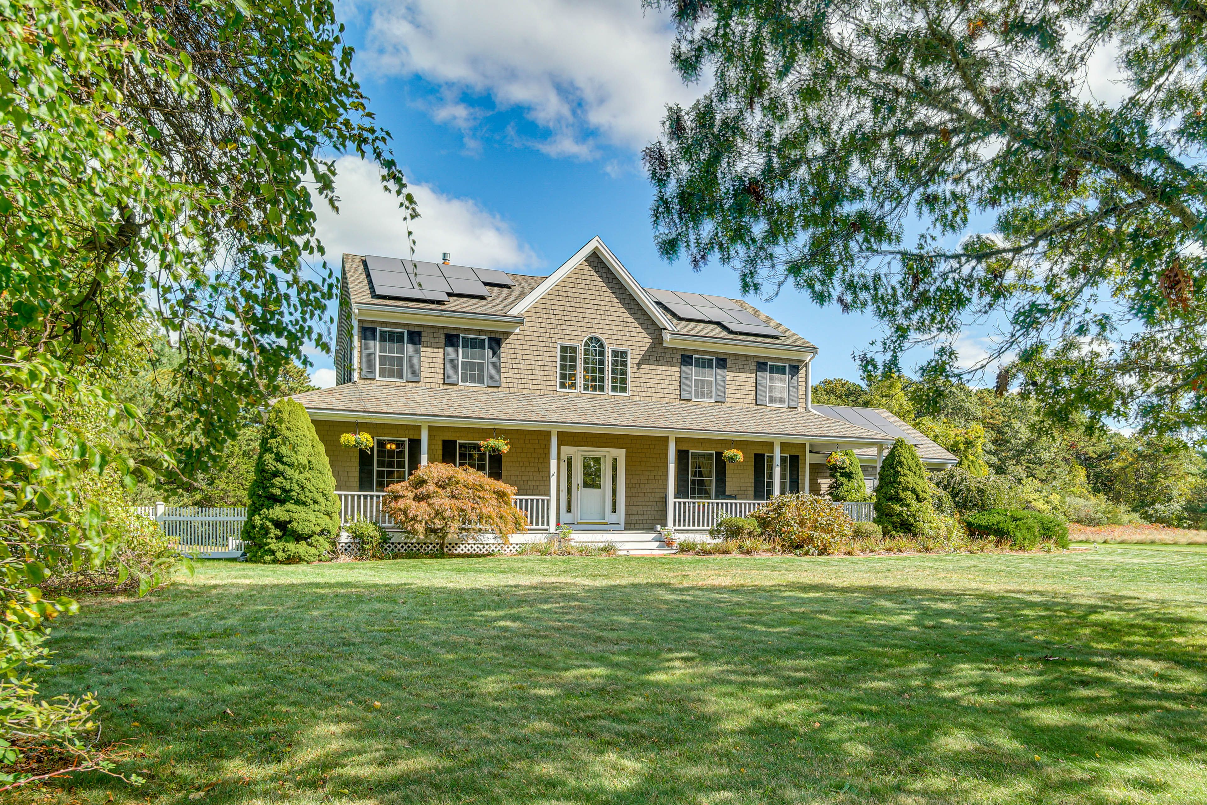 Property Exterior | Driveway (5 Vehicles) | No Garage Access