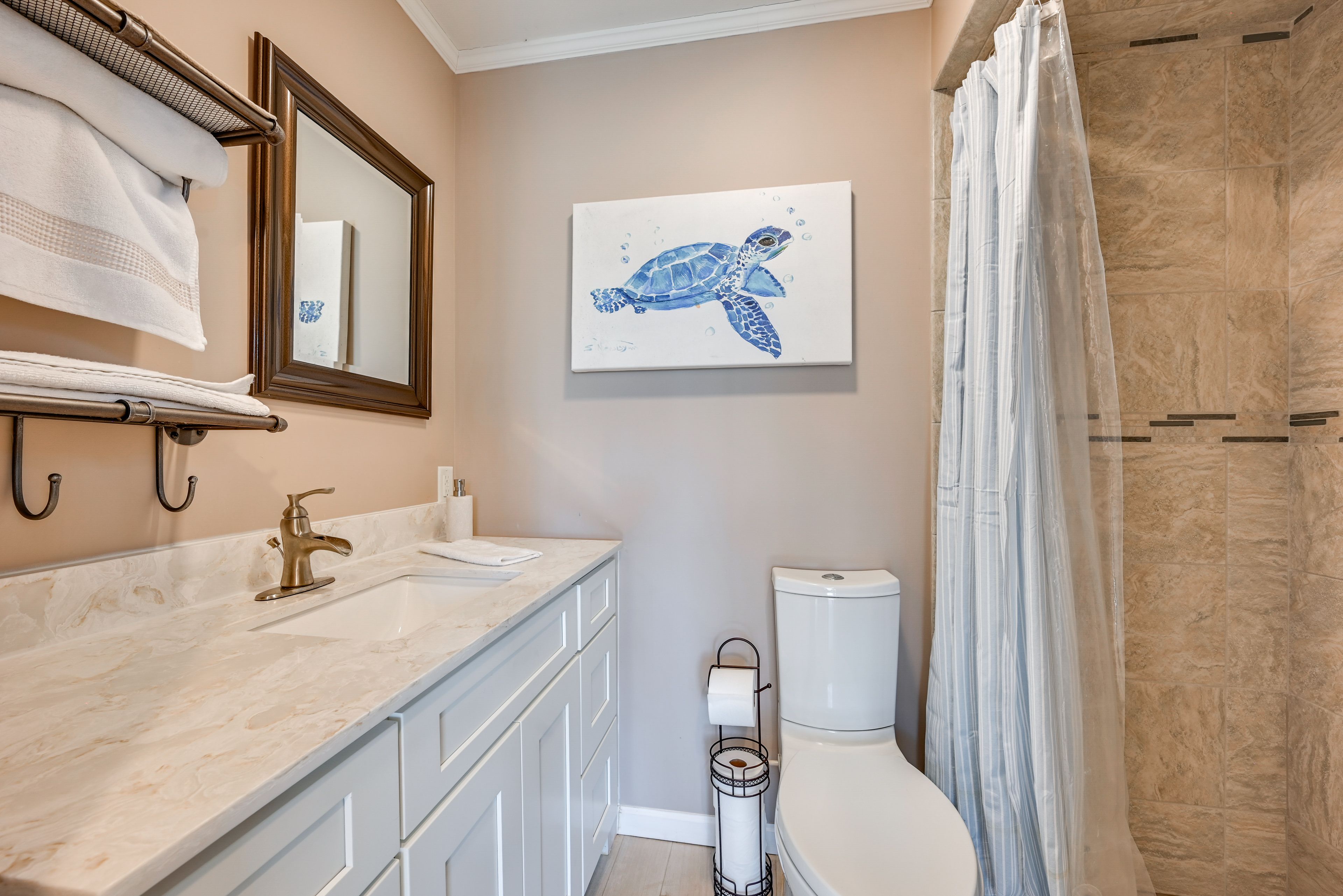 Full Bathroom | Main Level