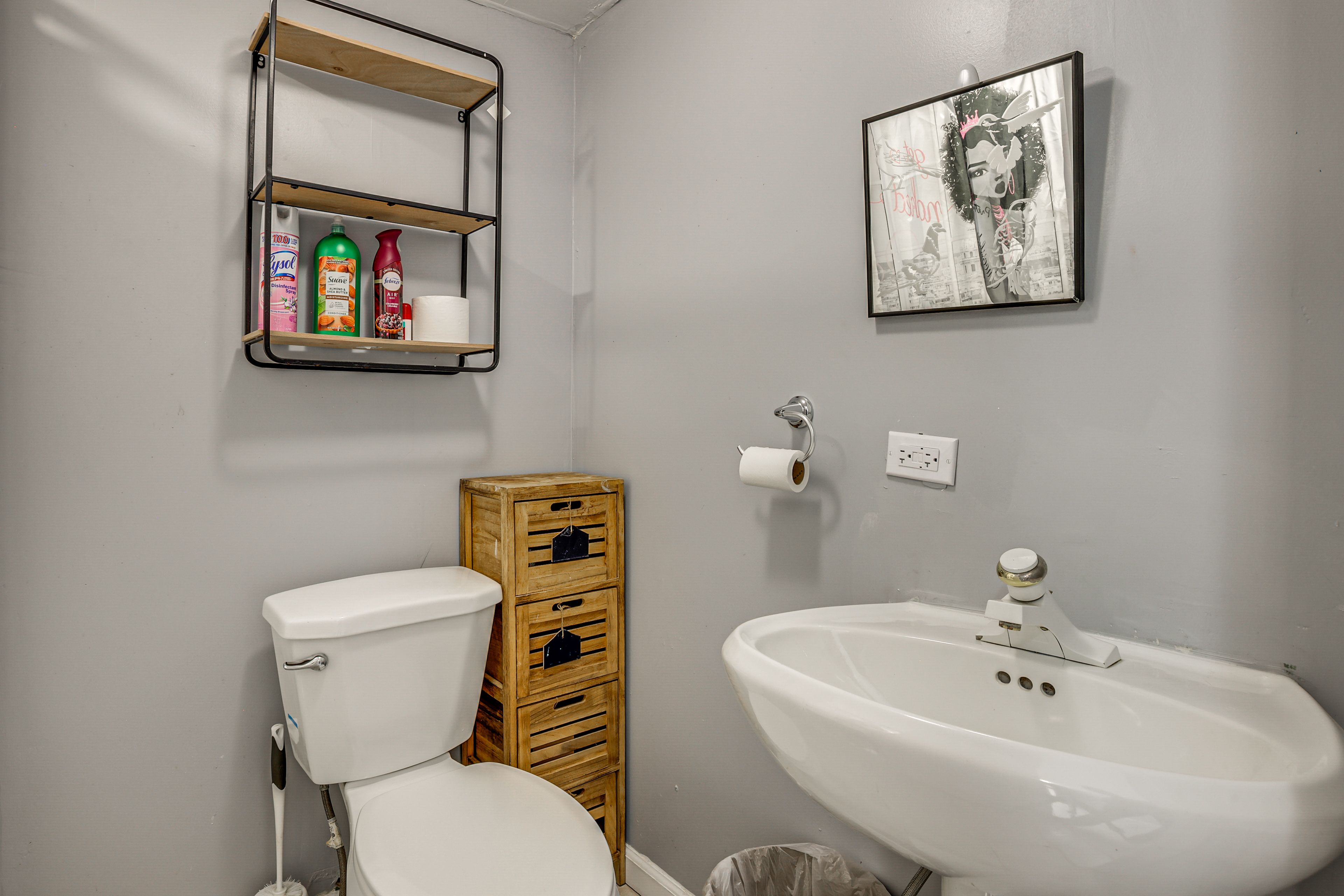 Full Bathroom | Lower Level