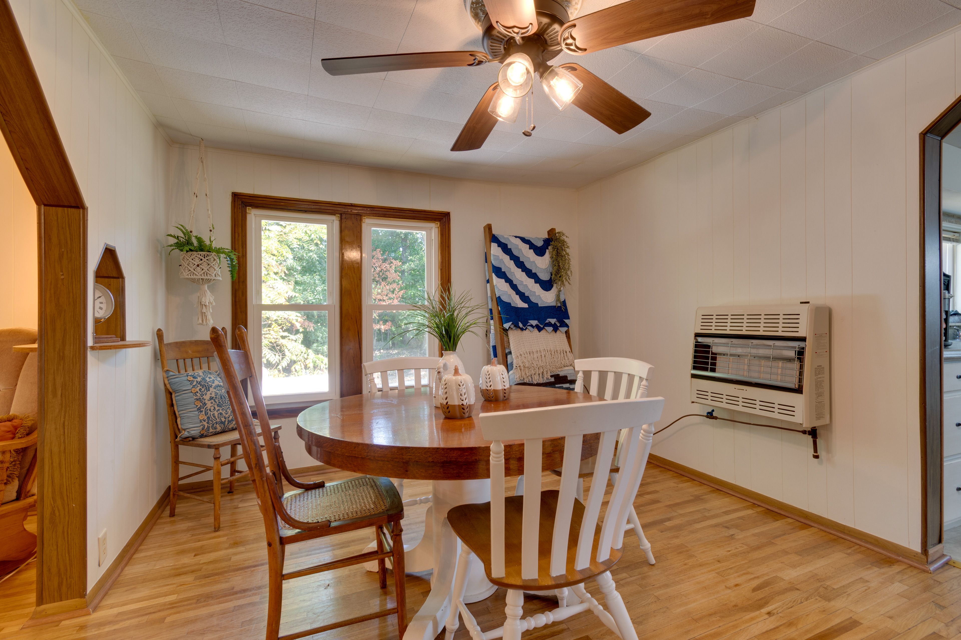 Dining Room | Wall Heater