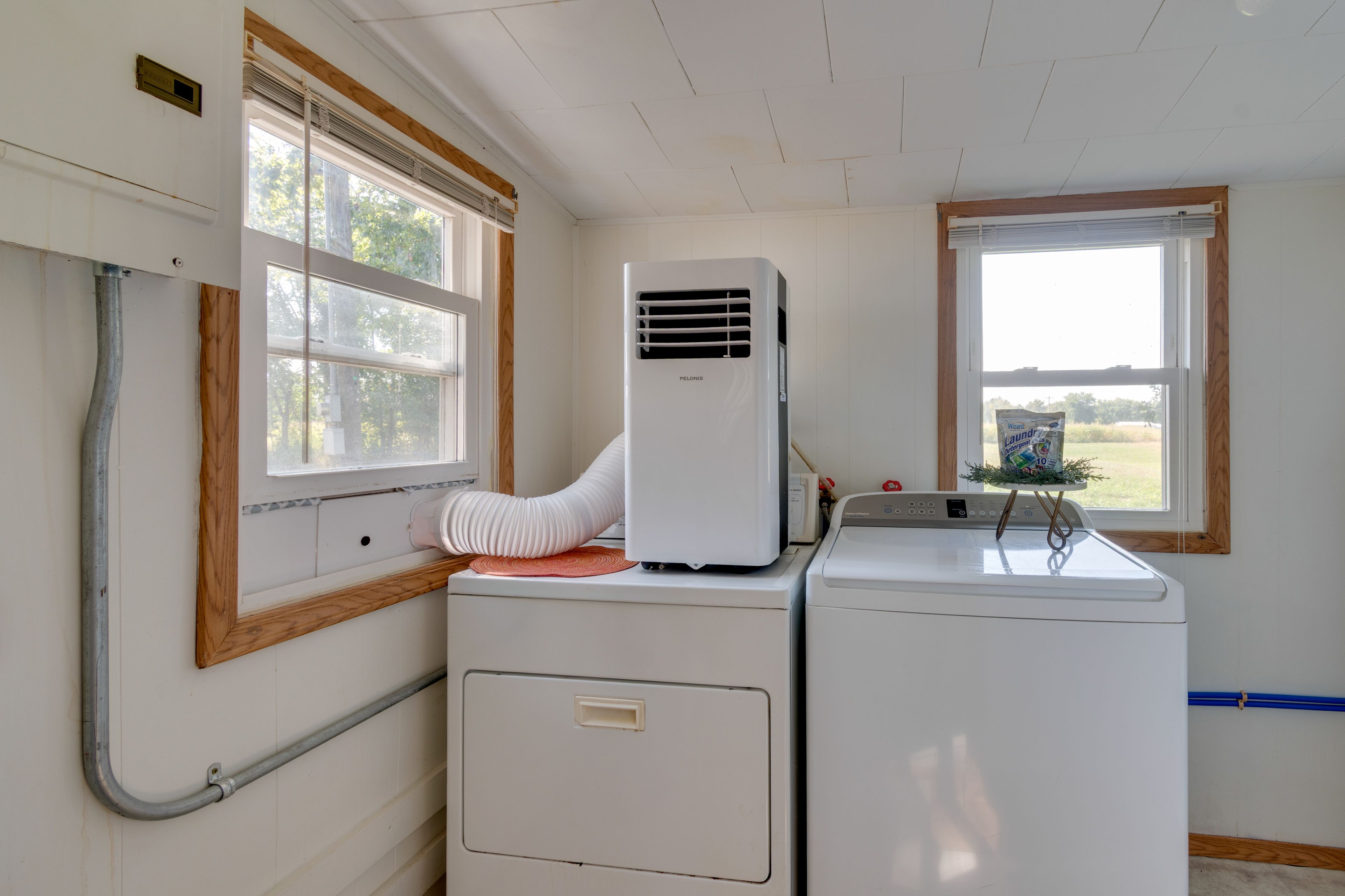 Laundry Room | Washer & Dryer | Window A/C Unit