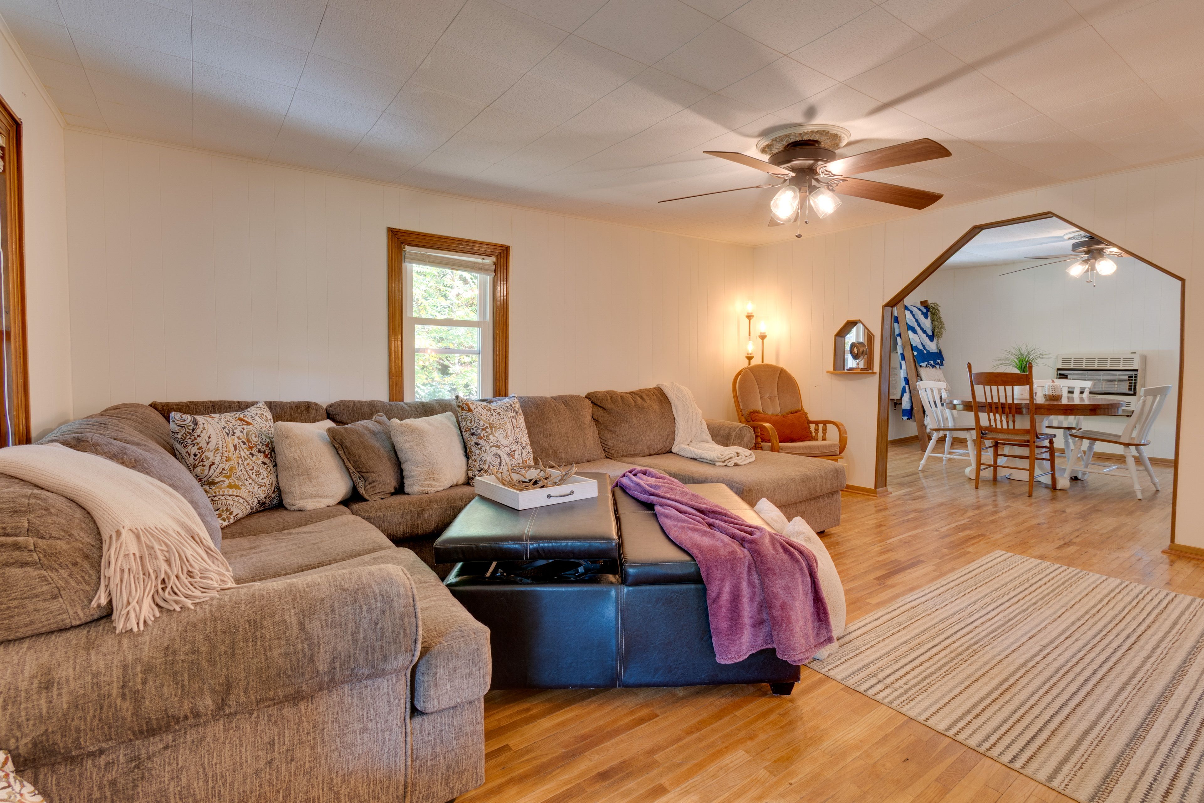 Living Room | Single-Story Home | Central A/C & Heating