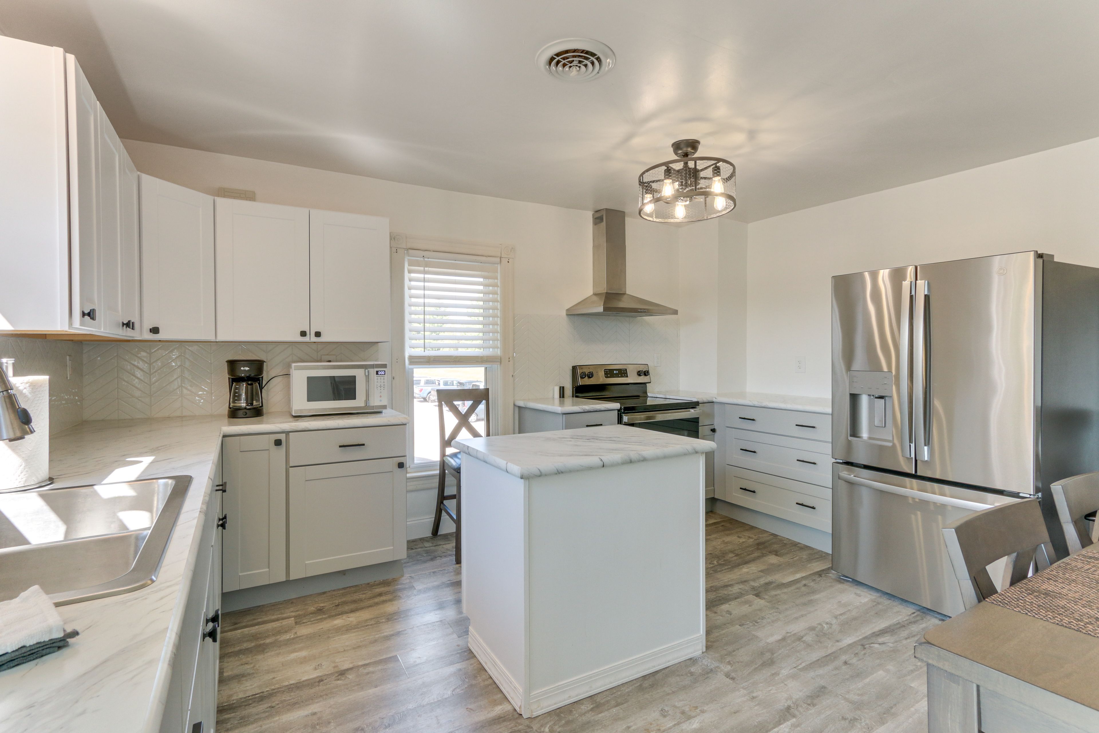 Kitchen | Cooking Basics | Dining Table