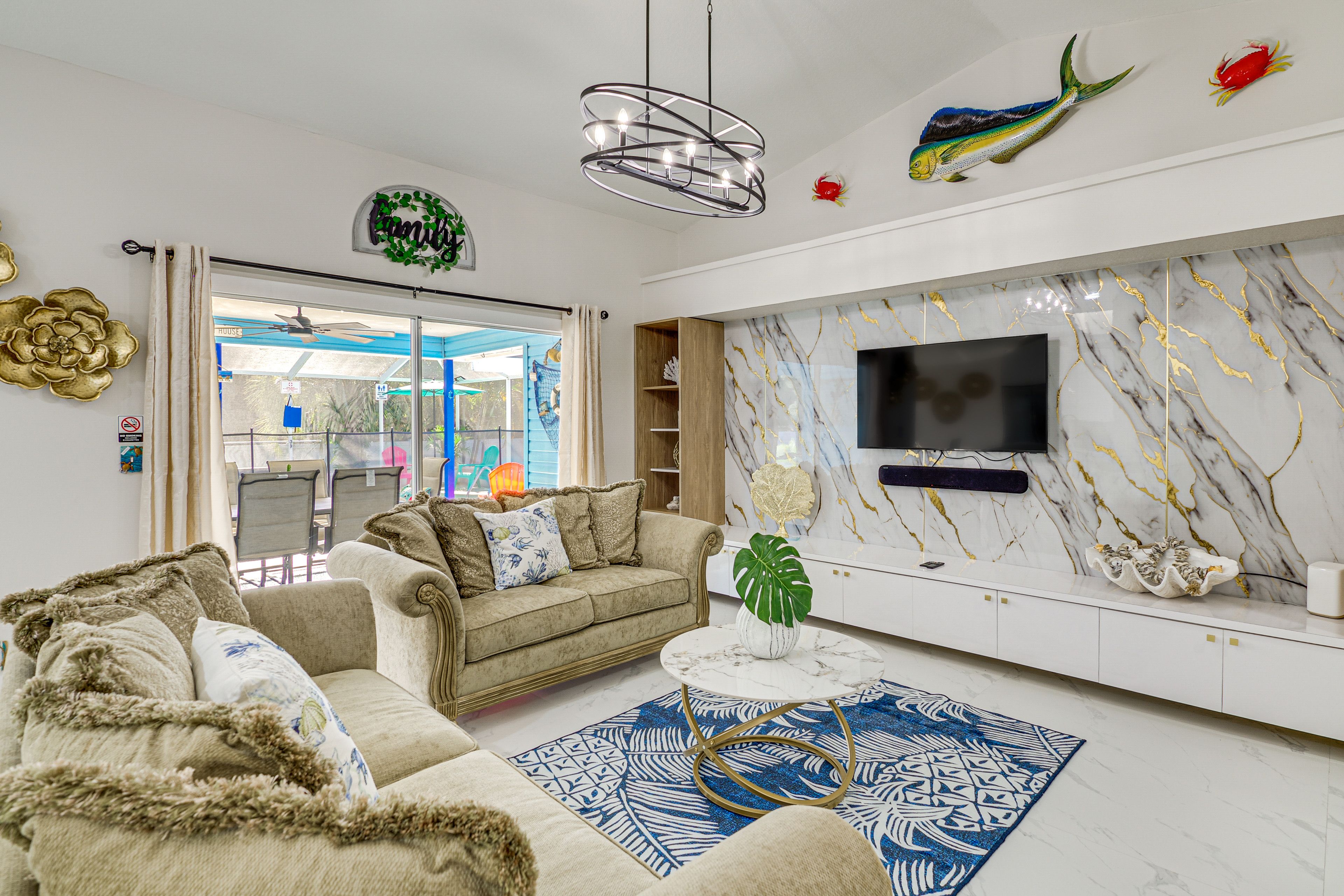 Living Room | Central A/C & Heating