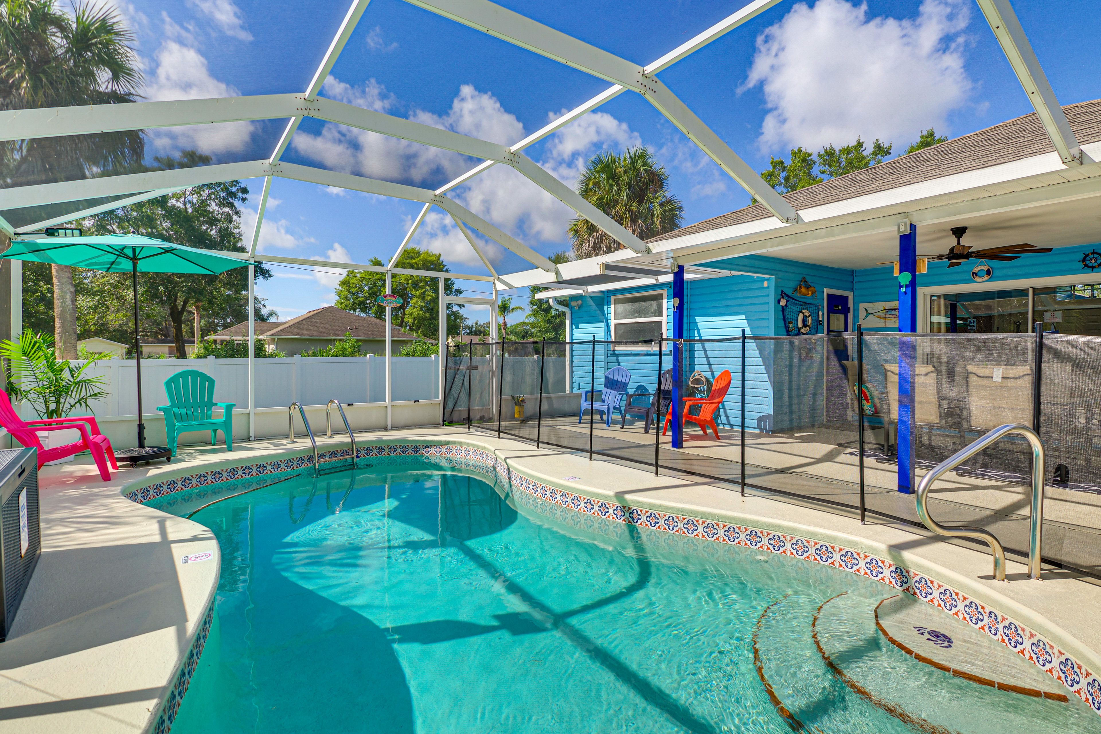 Private Outdoor Pool (Heated w/ Fee)
