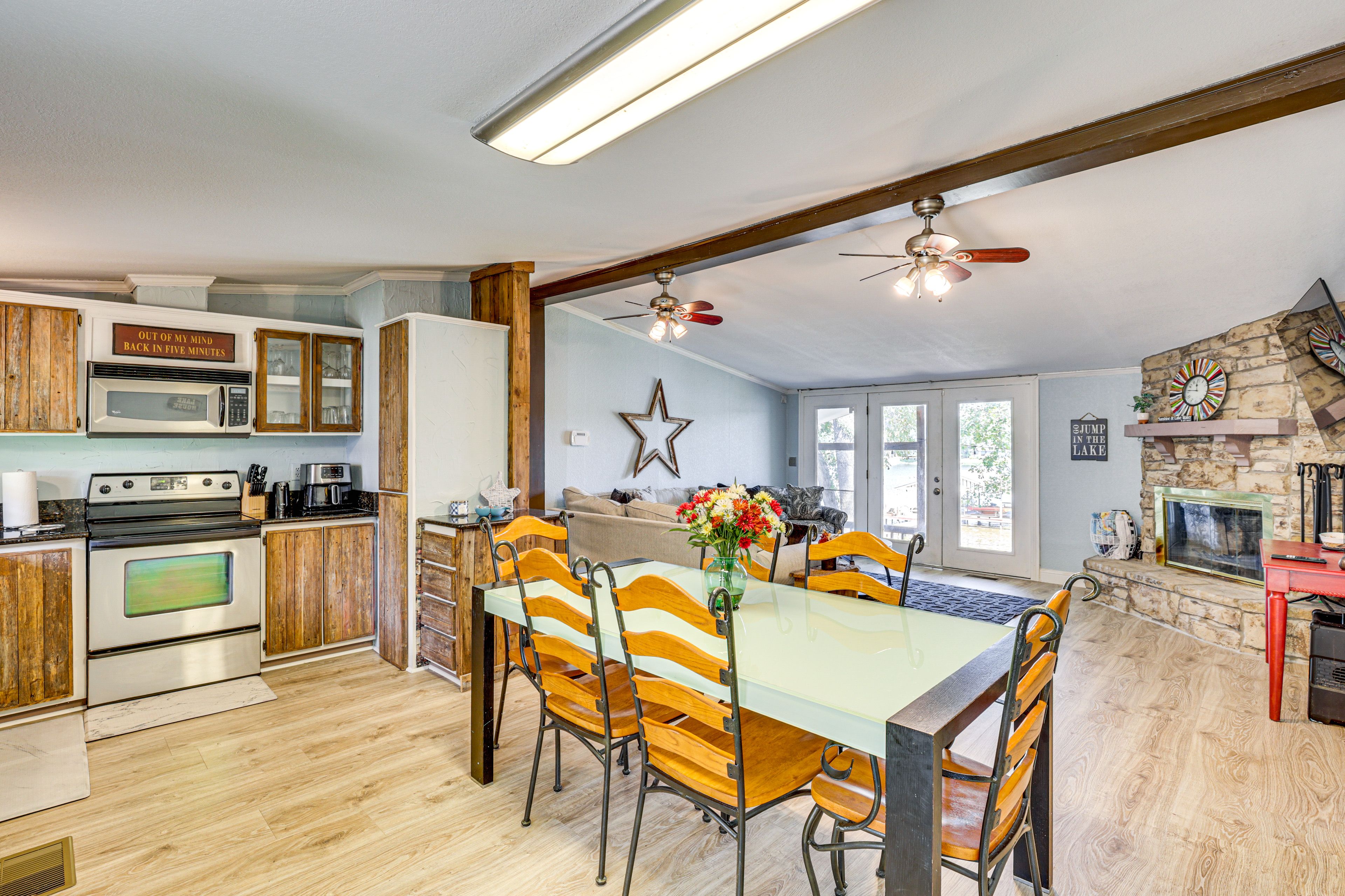 Kitchen & Dining Area | Keurig & Drip Coffee Makers