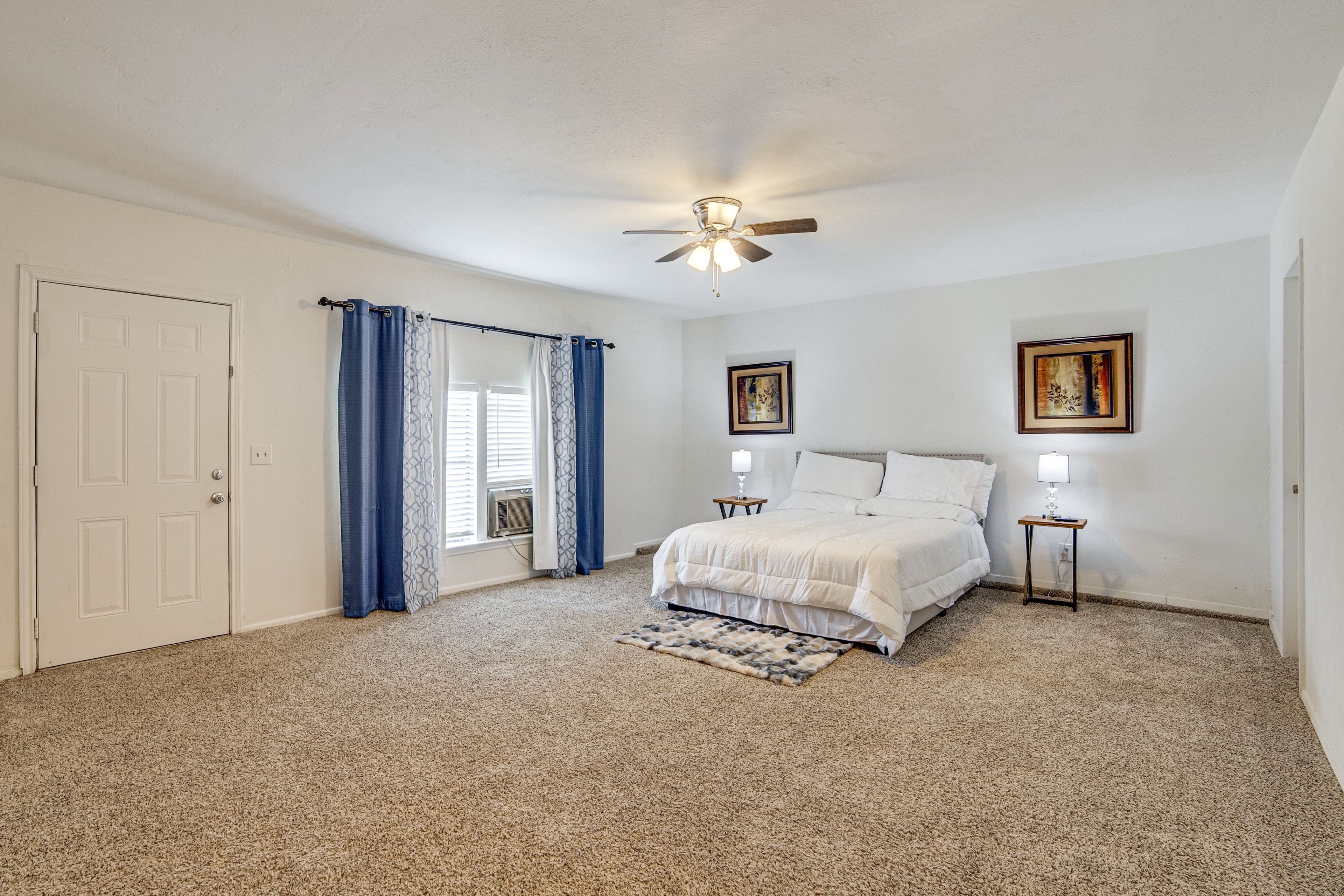 Bedroom 2 | Queen Bed