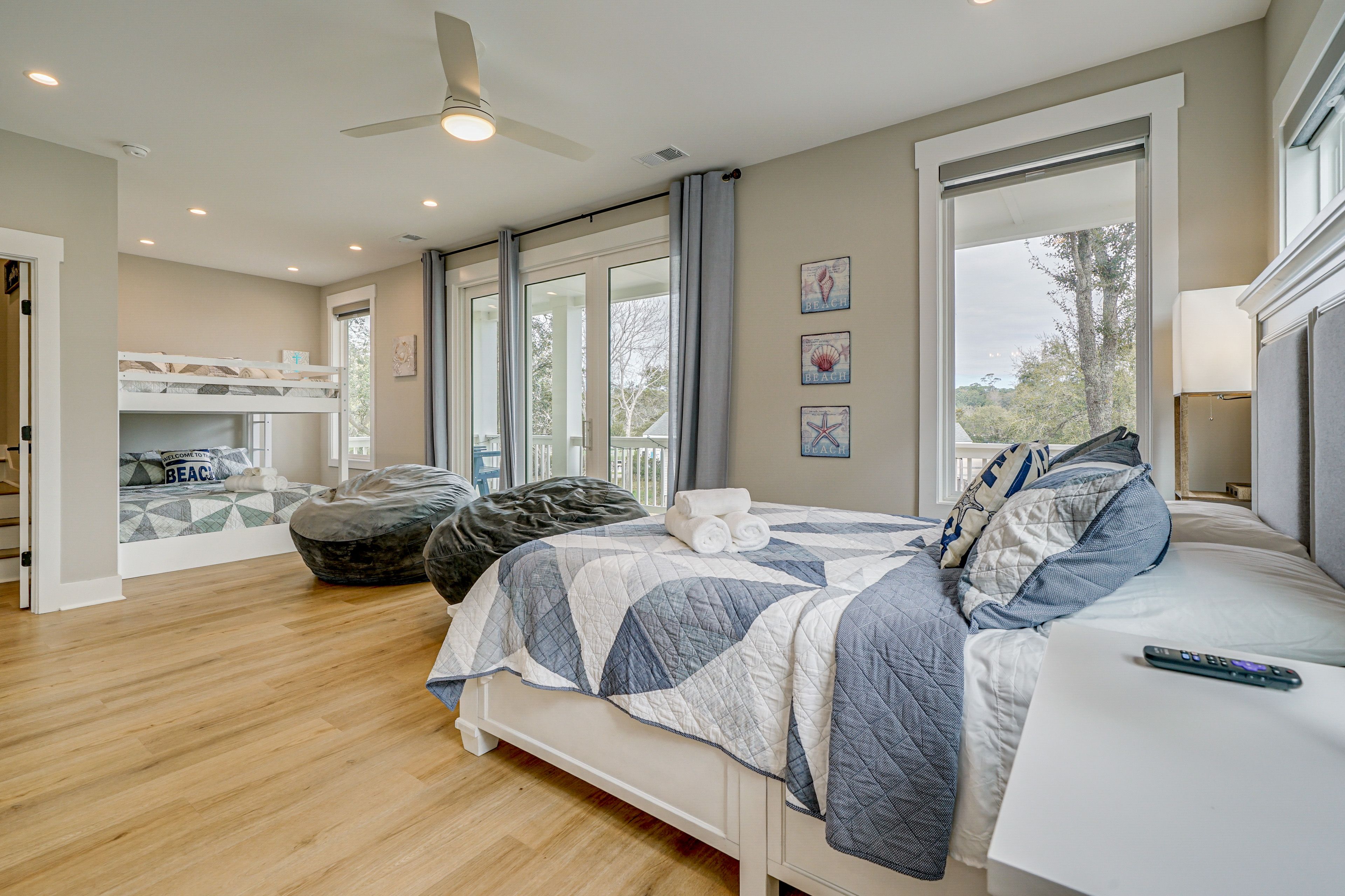 Bedroom 4 | Queen Bed | Queen Bunk Bed | 2nd Floor