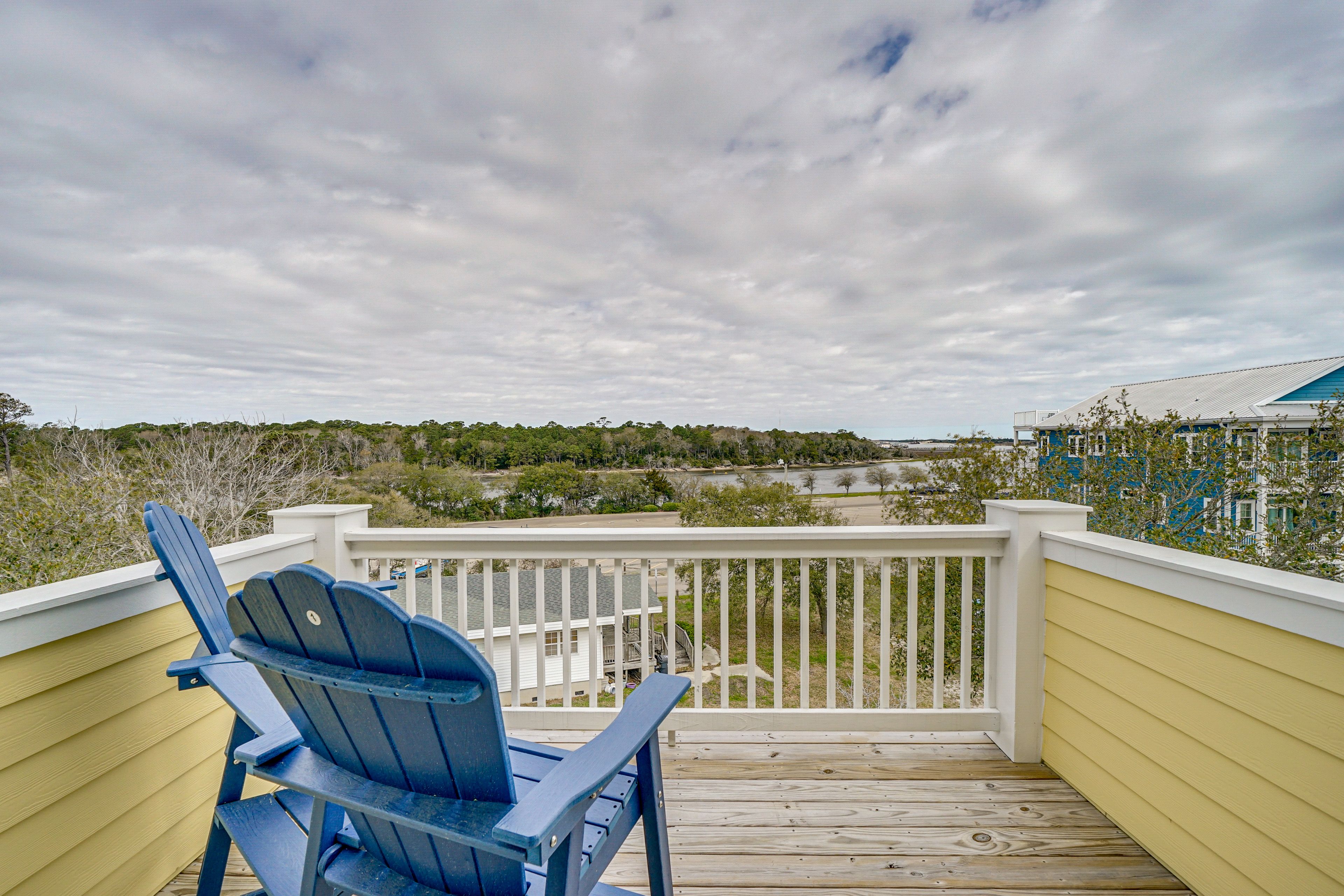 Carolina Beach Vacation Rental | 4BR | 4.5BA | 3,243 Sq Ft