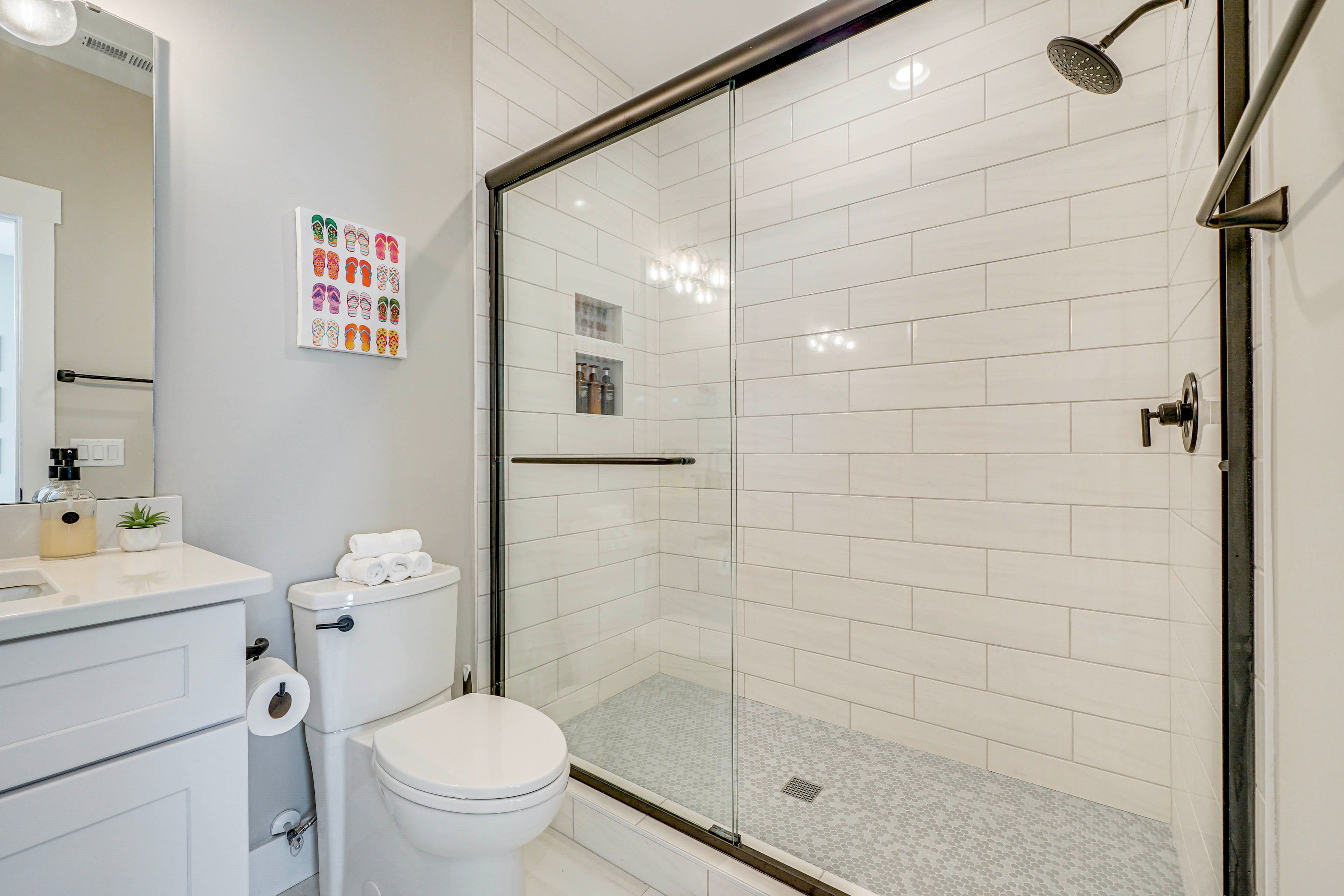 En-Suite Bathroom | 2nd Floor