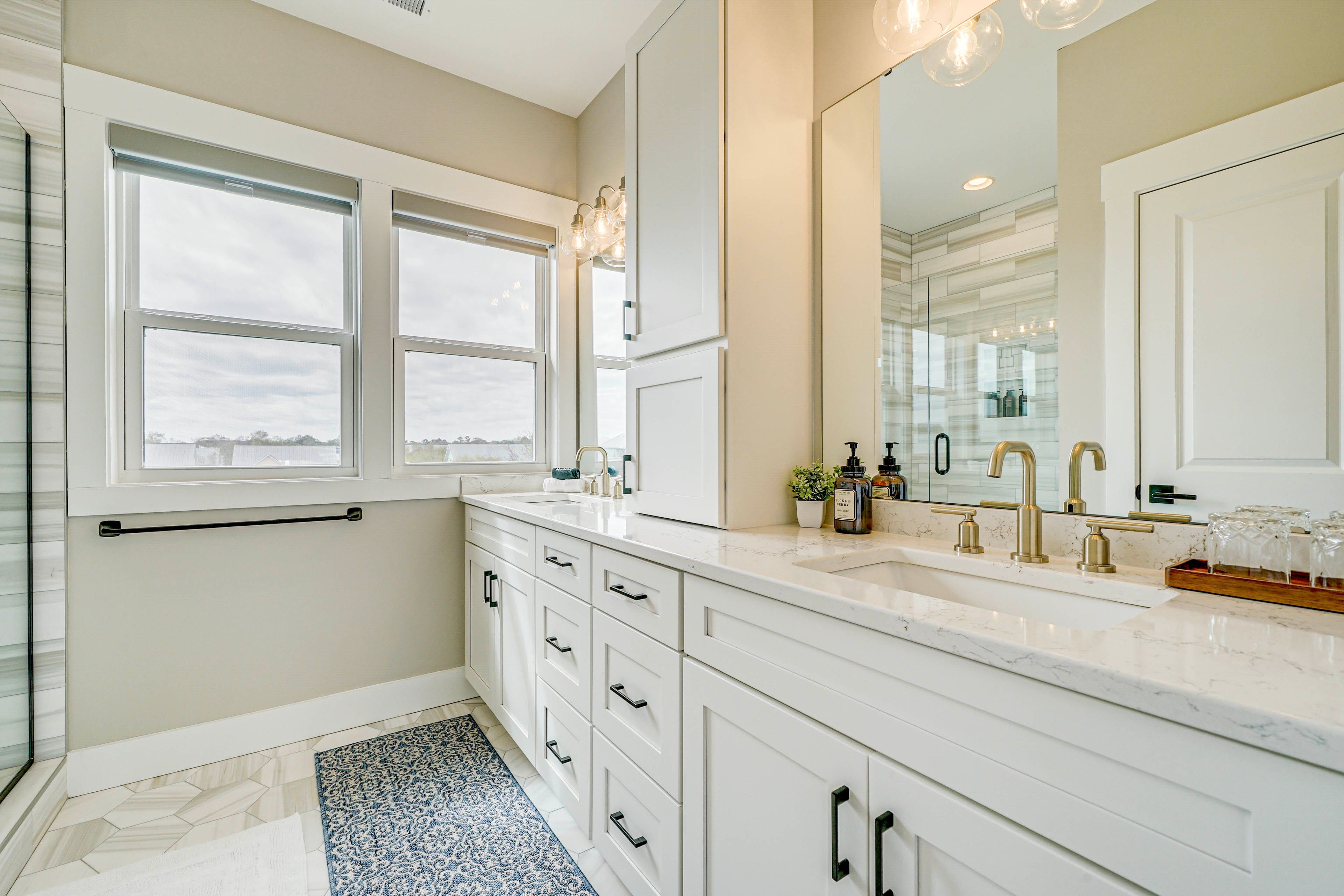 En-Suite Bathroom | 4th Floor